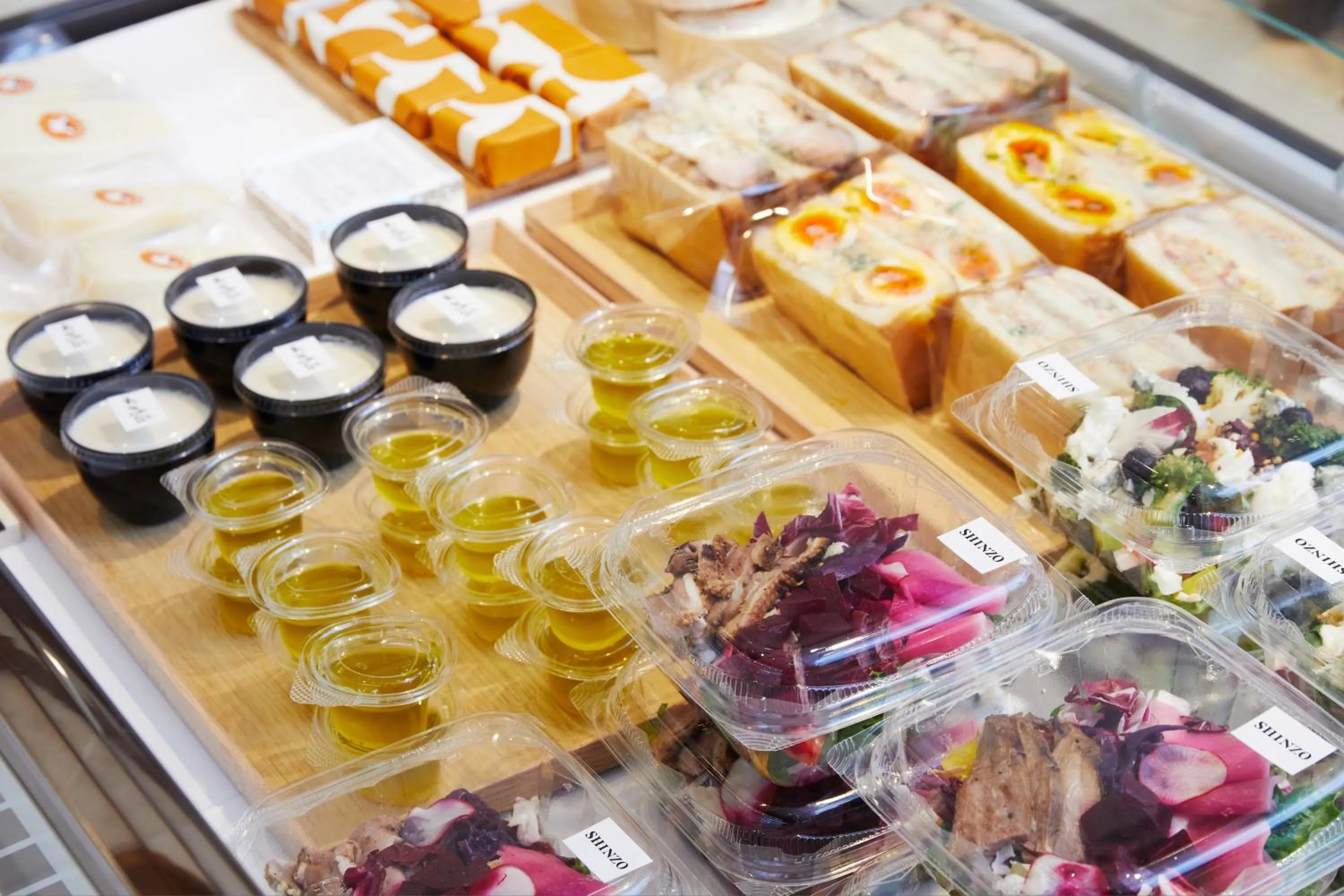 Food and drinks in Wataya Besso