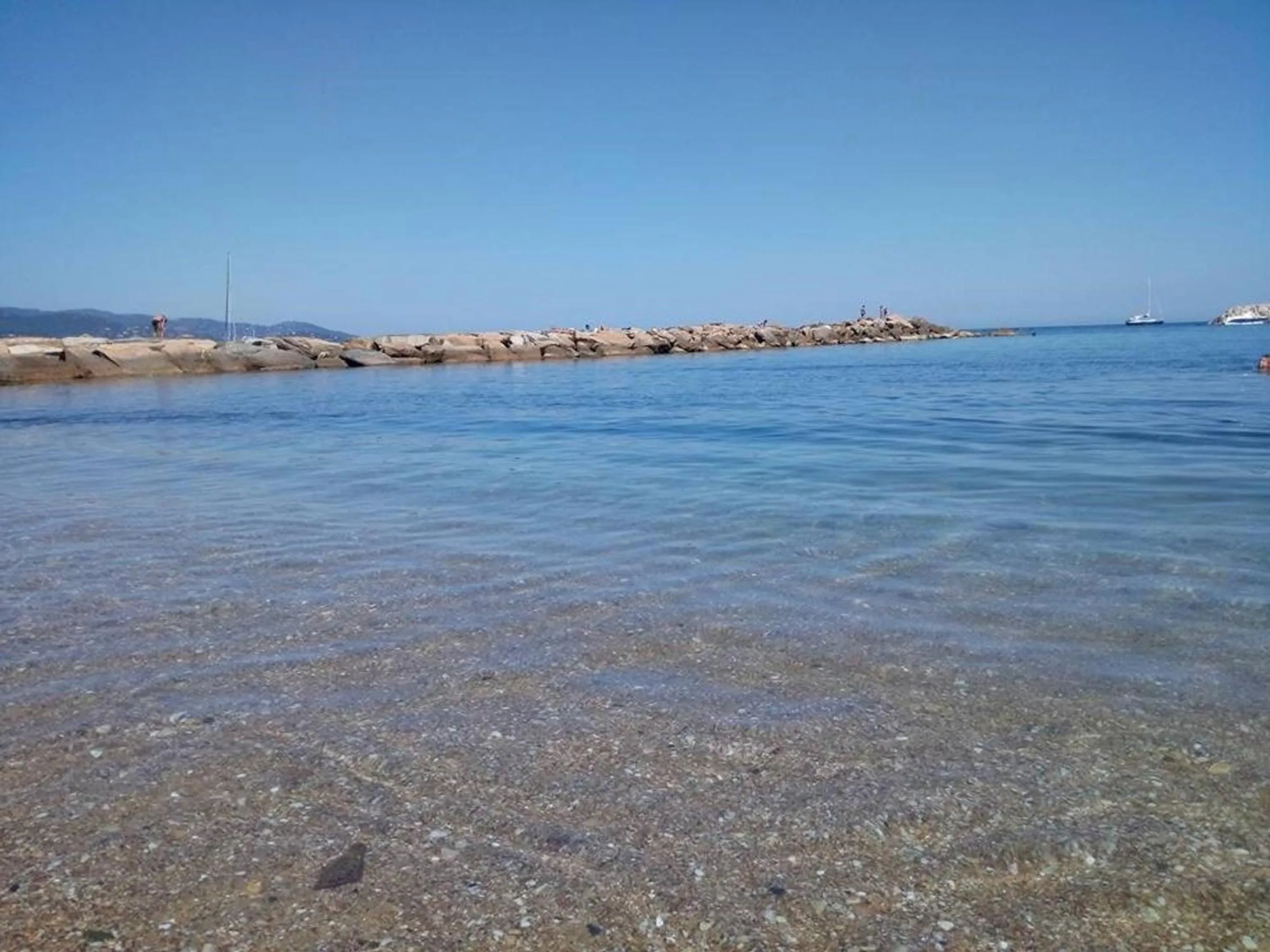 Studio 4 couchages avec terrasse, parking et proche plage au Lavandou - FR-1-251-240