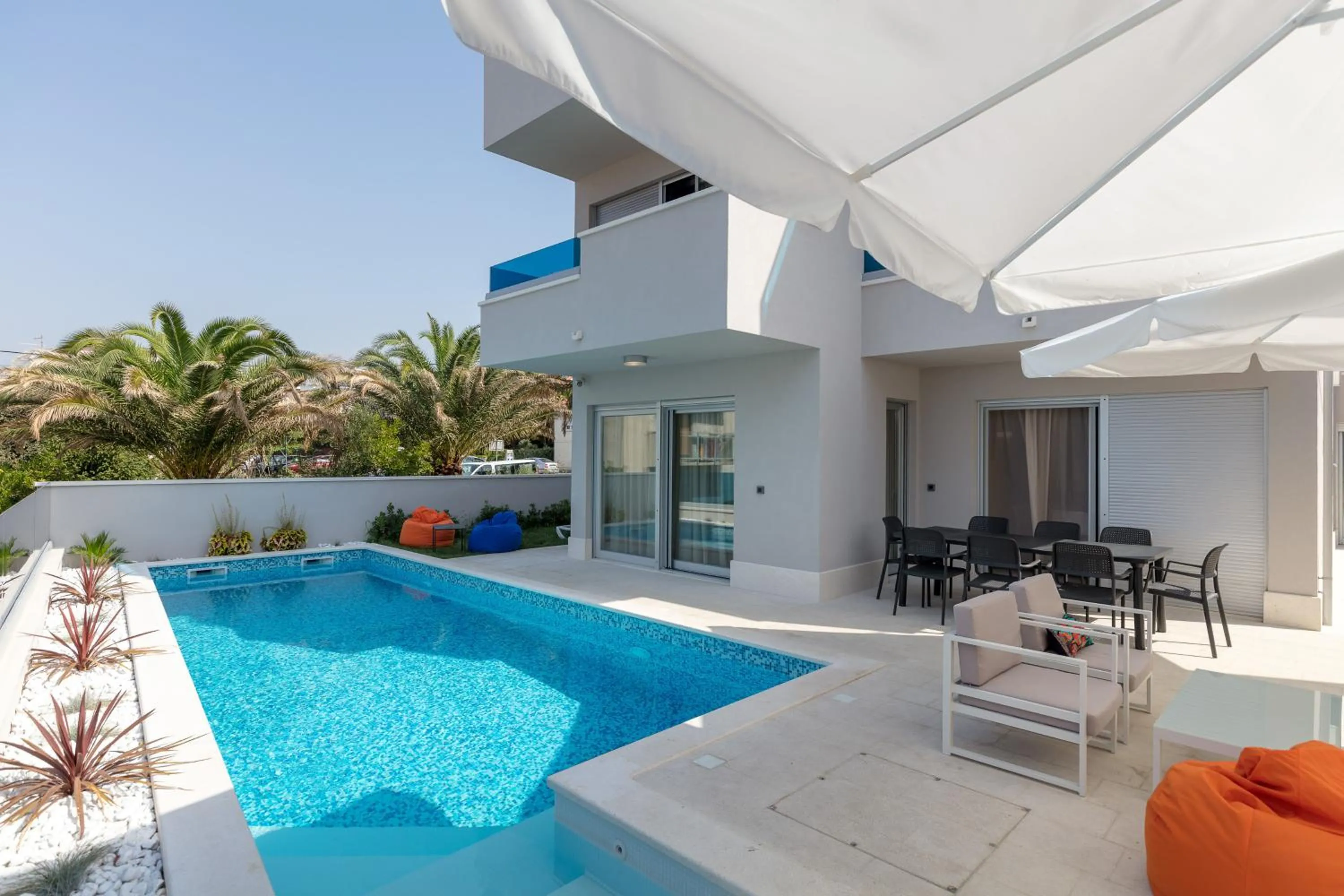 Swimming pool in Luxury Villa Karla