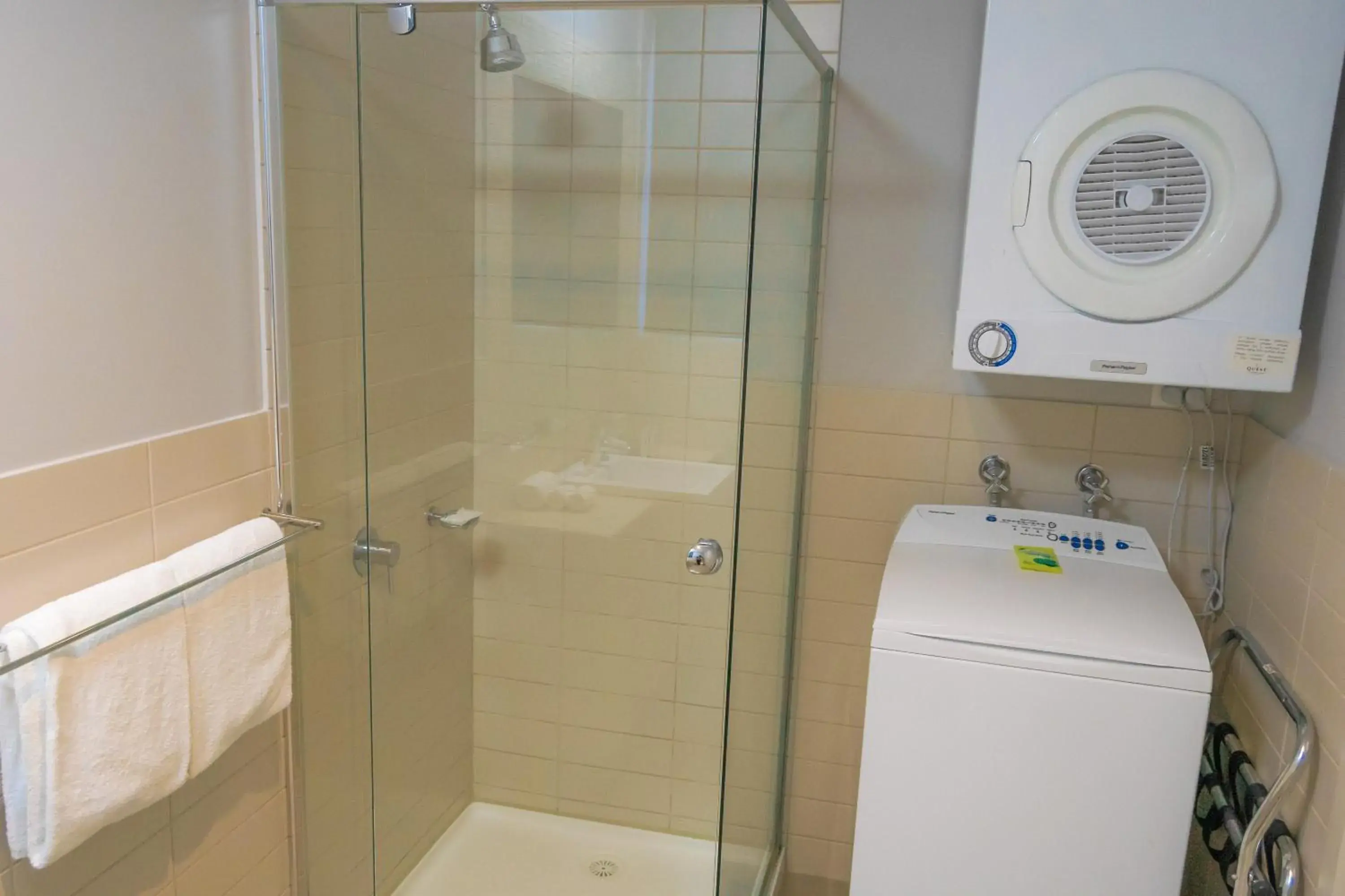 Bathroom in Quest Glen Waverley Bathroom in Quest Glen Waverley