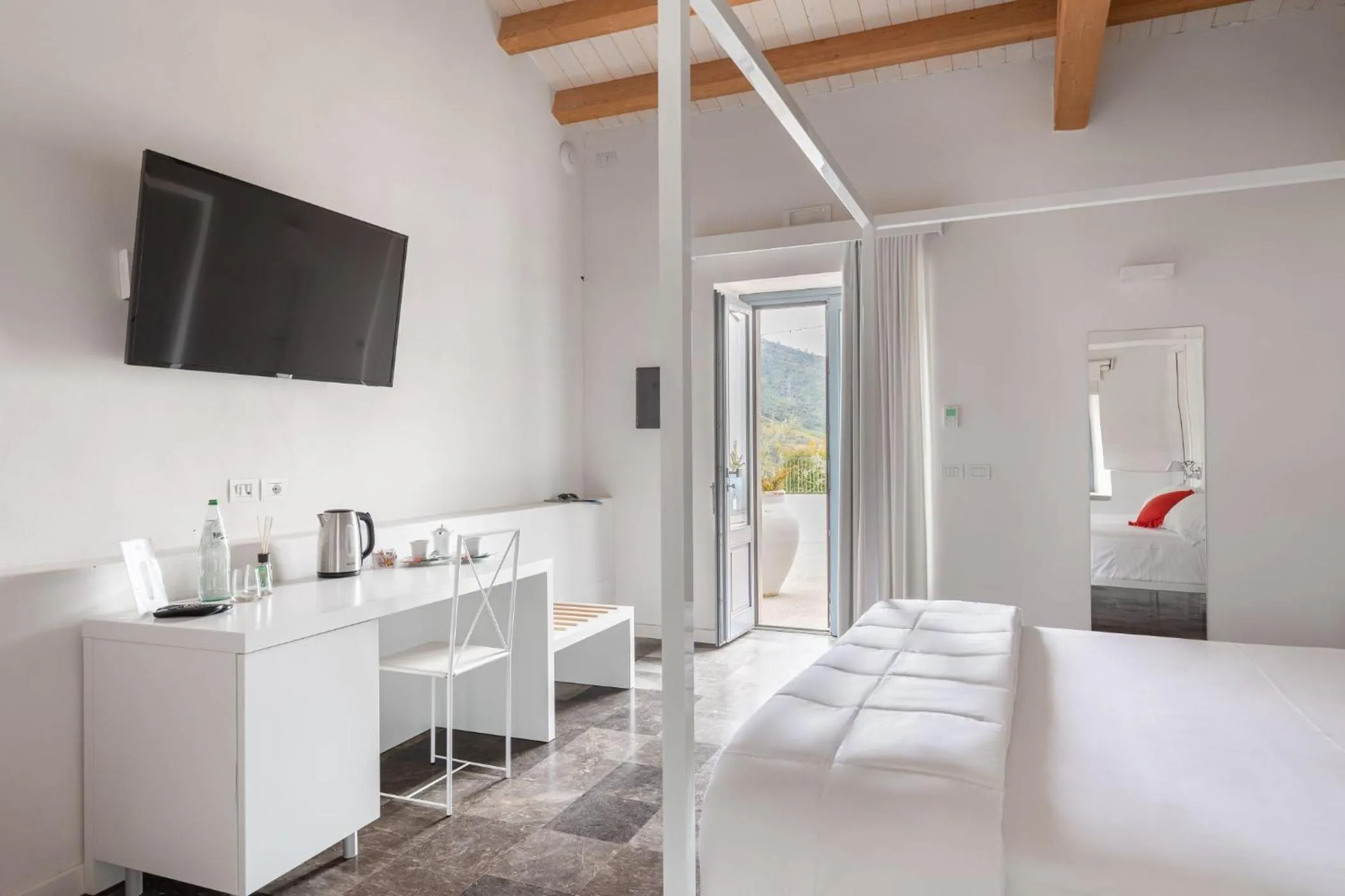 Bed in Borgo d'Orlando - Small Country Hotel