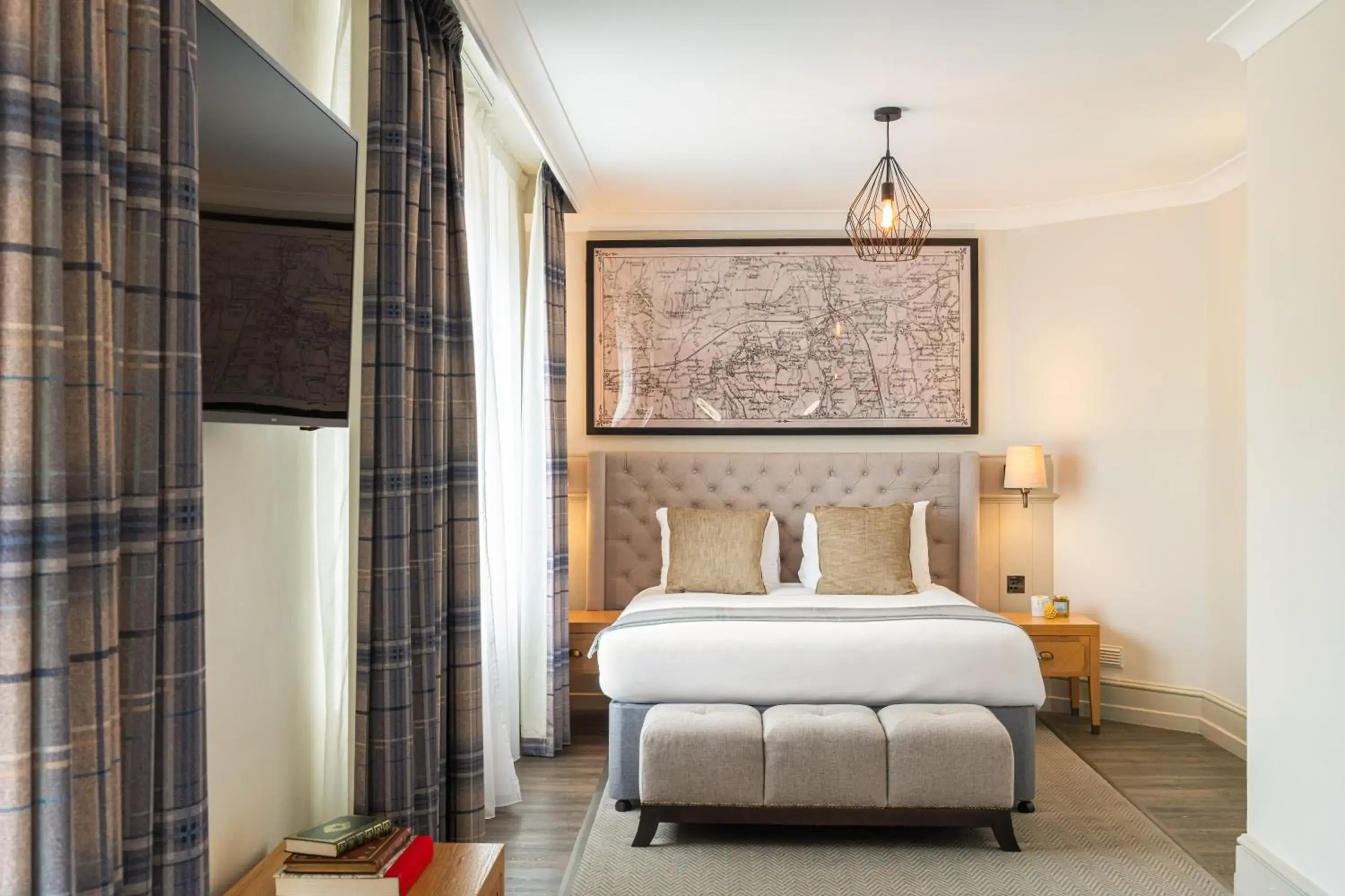 Bedroom, Bed in Wotton House Bedroom, Bed in Wotton House