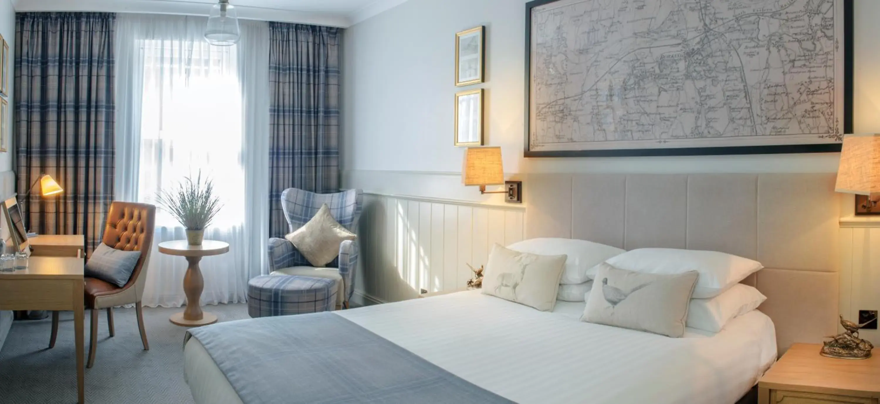 Bedroom, Bed in Wotton House Bedroom, Bed in Wotton House