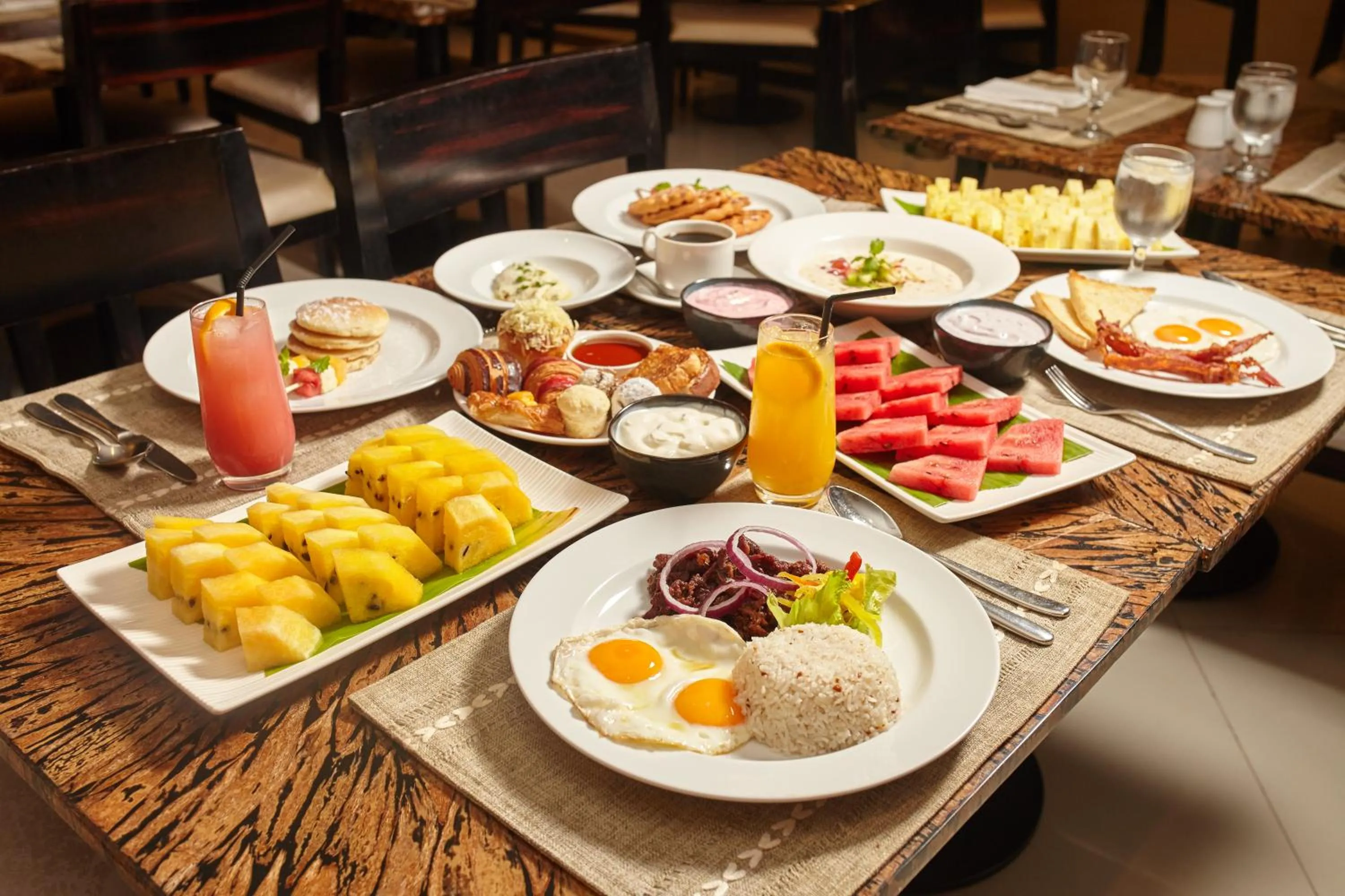 Breakfast in Quest Hotel & Conference Center Cebu