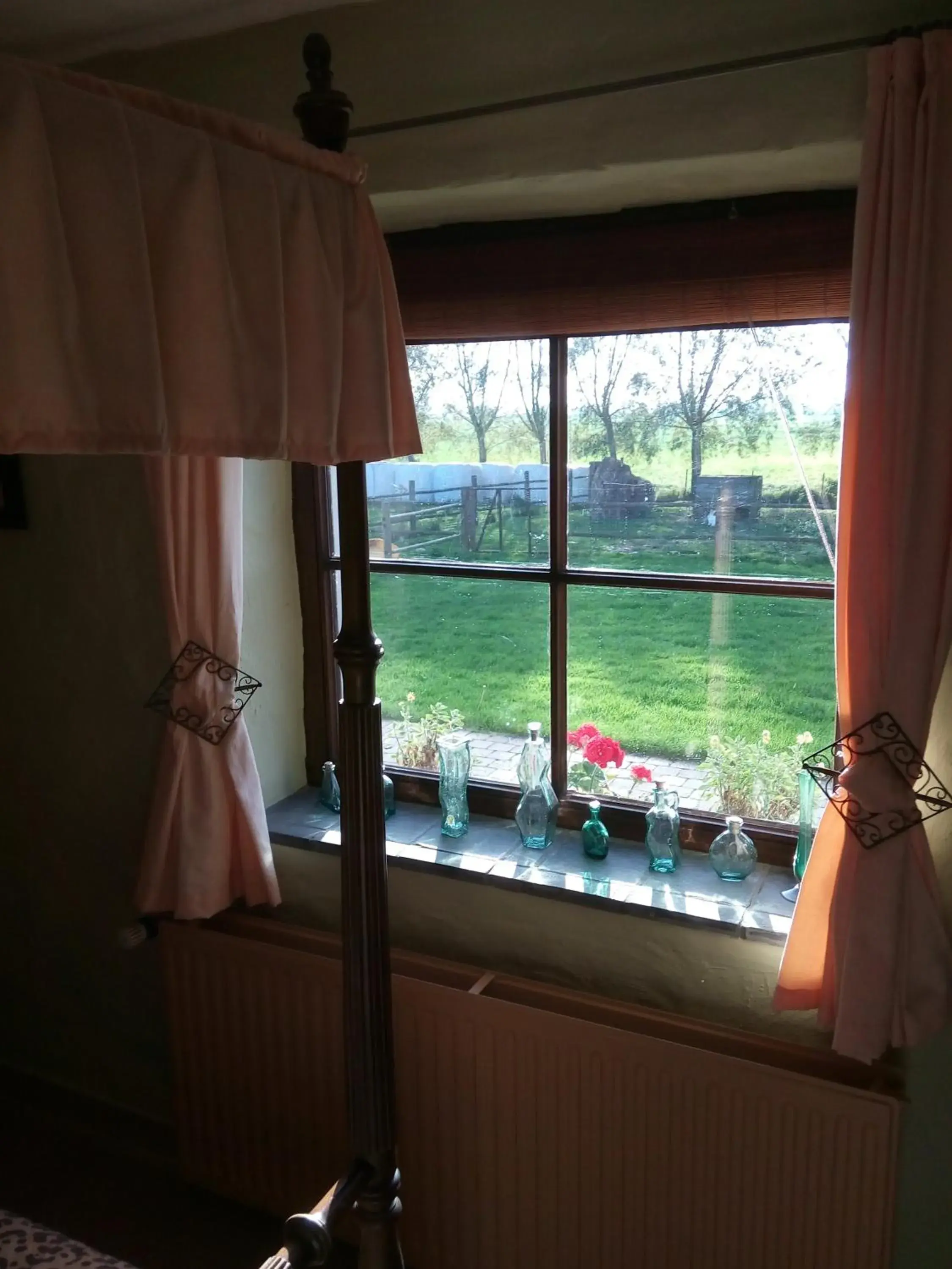 Double Room with Garden View - single occupancy in B&B Ter Castaigne Double Room with Garden View - single occupancy in B&B Ter Castaigne