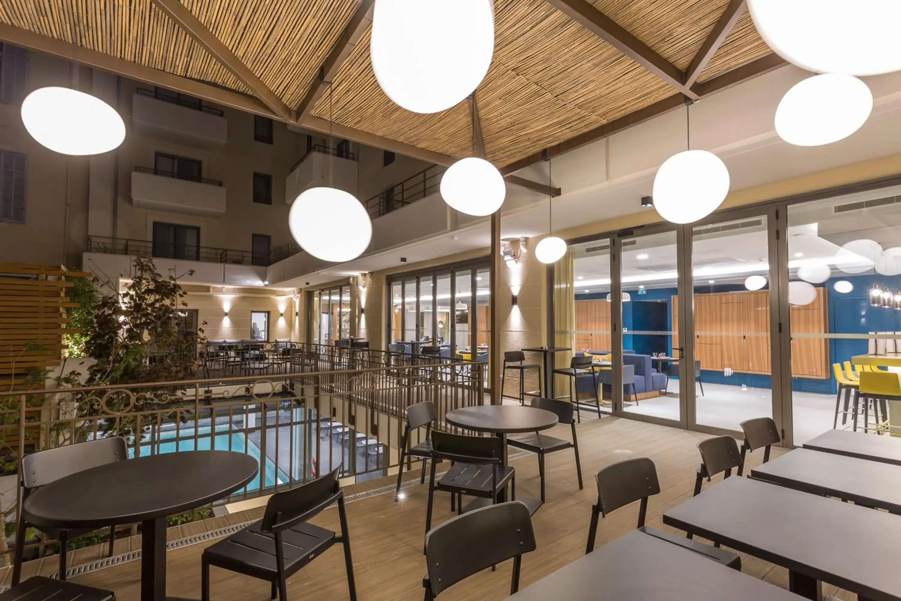 Pool view in Nemea Appart Hotel Cannes Palais Pool view in Nemea Appart Hotel Cannes Palais