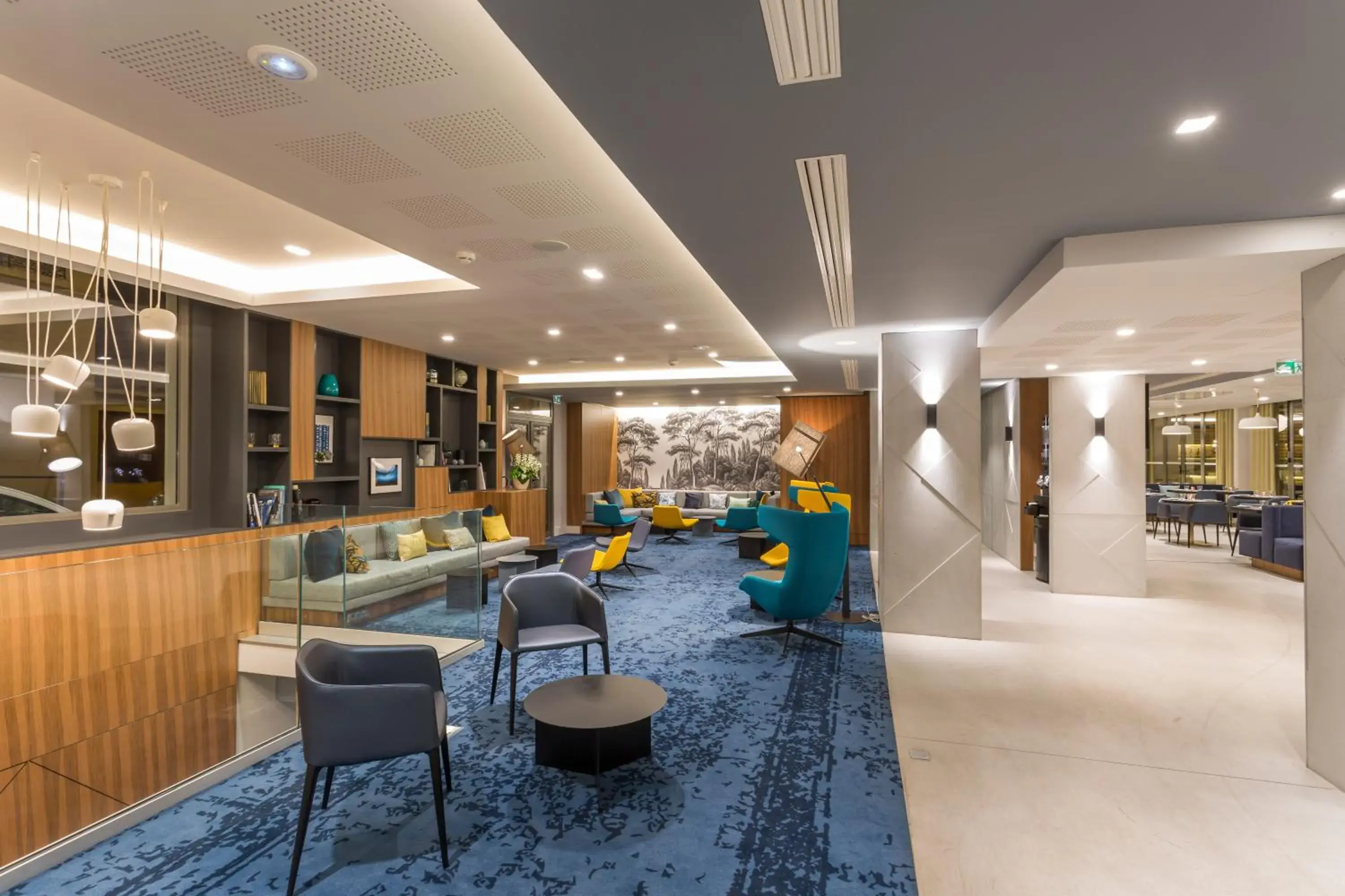 Lobby or reception in Nemea Appart Hotel Cannes Palais Lobby or reception in Nemea Appart Hotel Cannes Palais