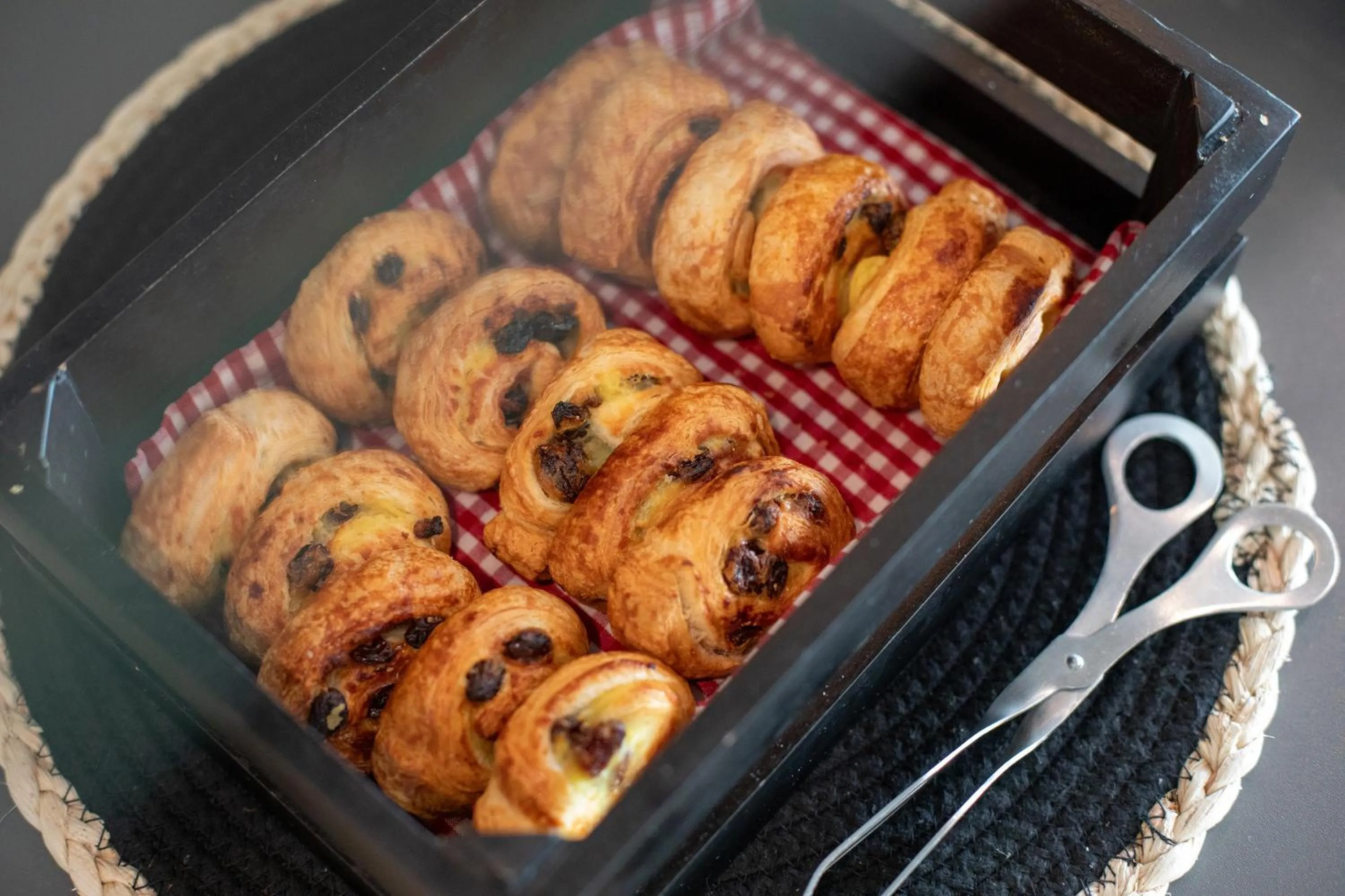 Buffet breakfast in MEININGER Hotel Berlin Airport