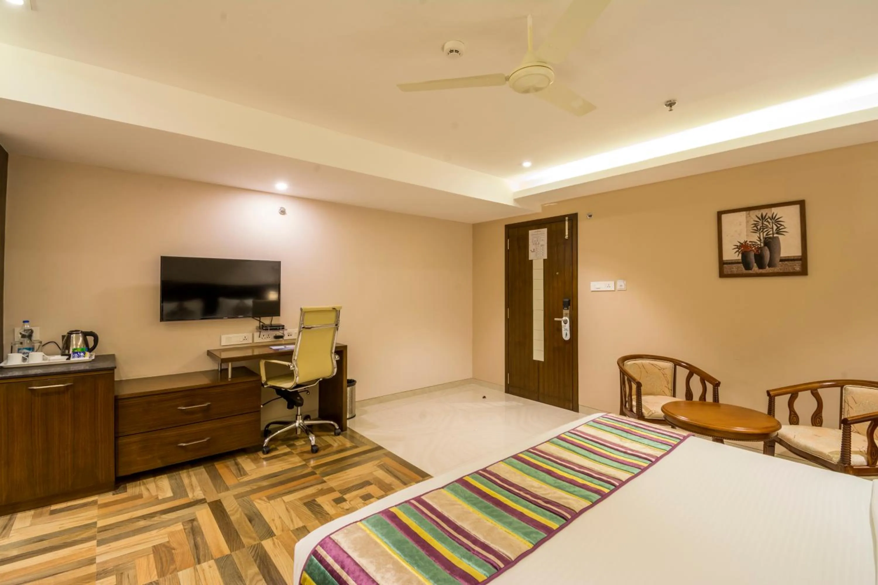 TV and multimedia, Bed in The Capital Hotel