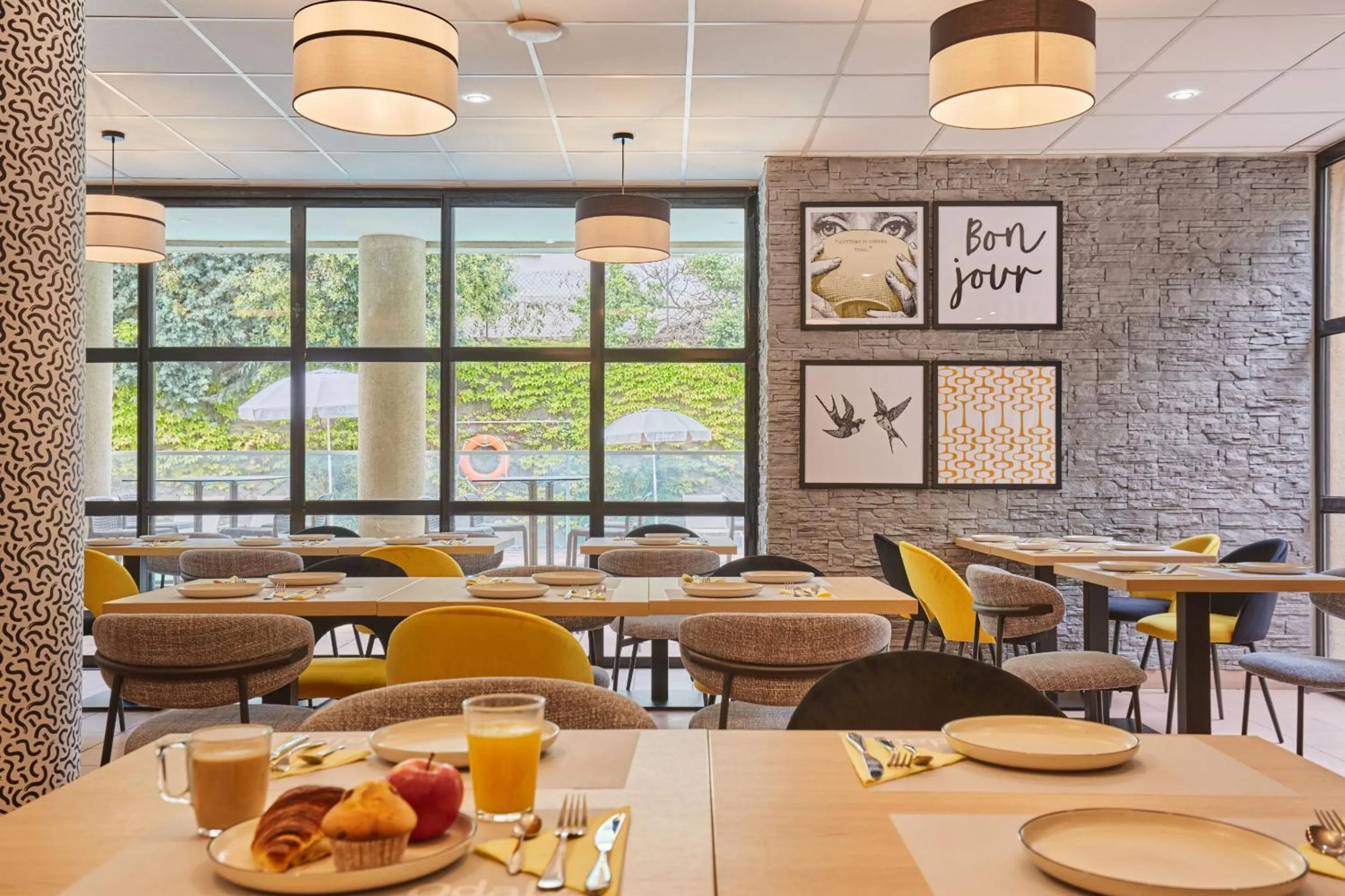 Breakfast in Appart Hotel Odalys City Aix en Provence Les Floridianes