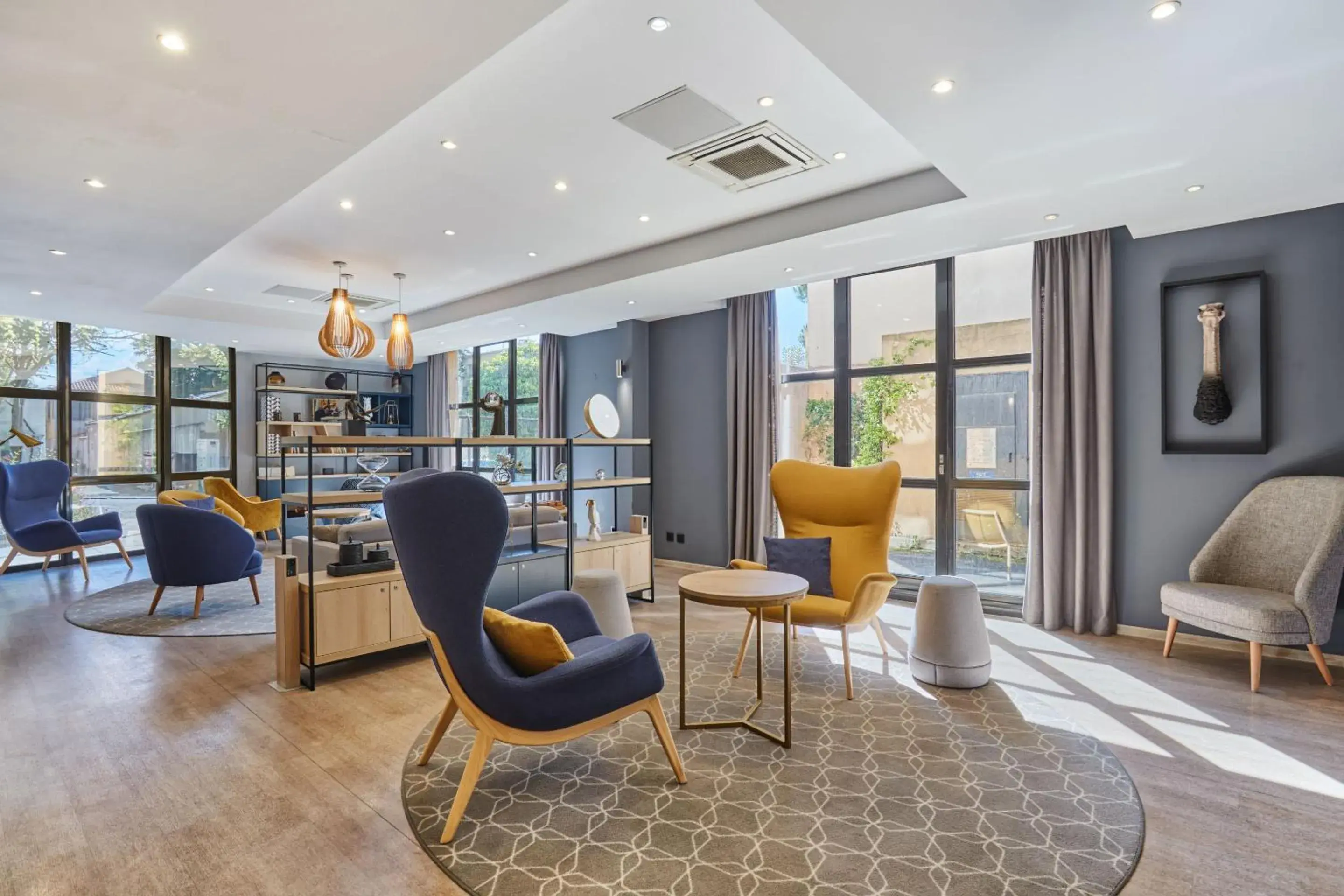 Lobby or reception in Appart Hotel Odalys City Aix en Provence Les Floridianes Lobby or reception in Appart Hotel Odalys City Aix en Provence Les Floridianes