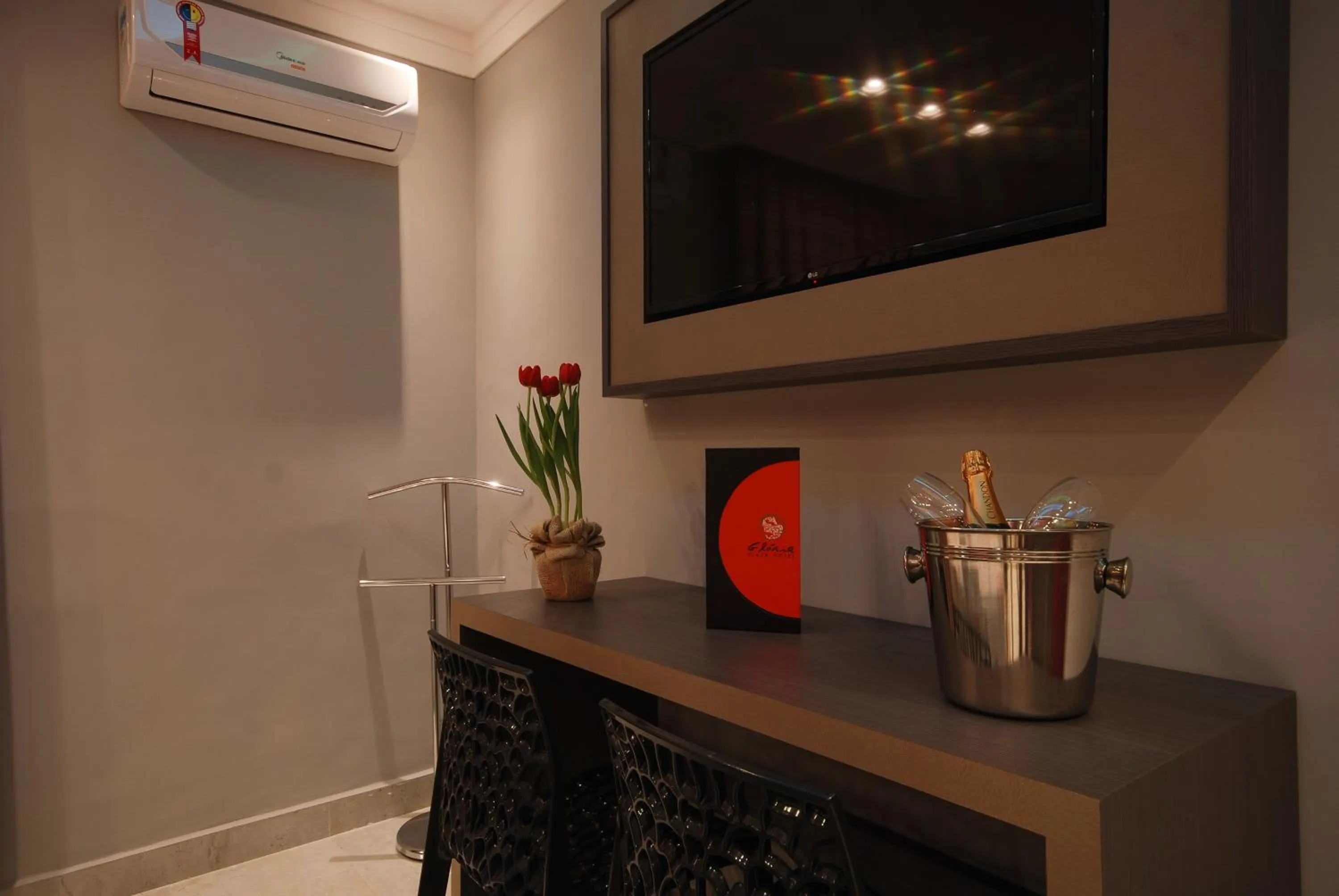 Glória Plaza Hotel (Adults Only)