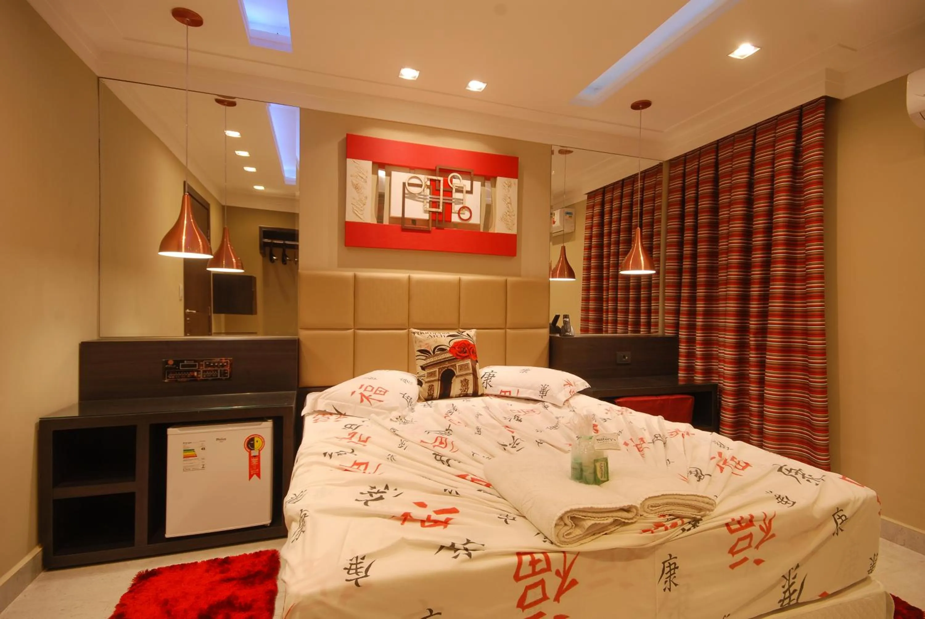 Bed in Glória Plaza Hotel (Adults Only)