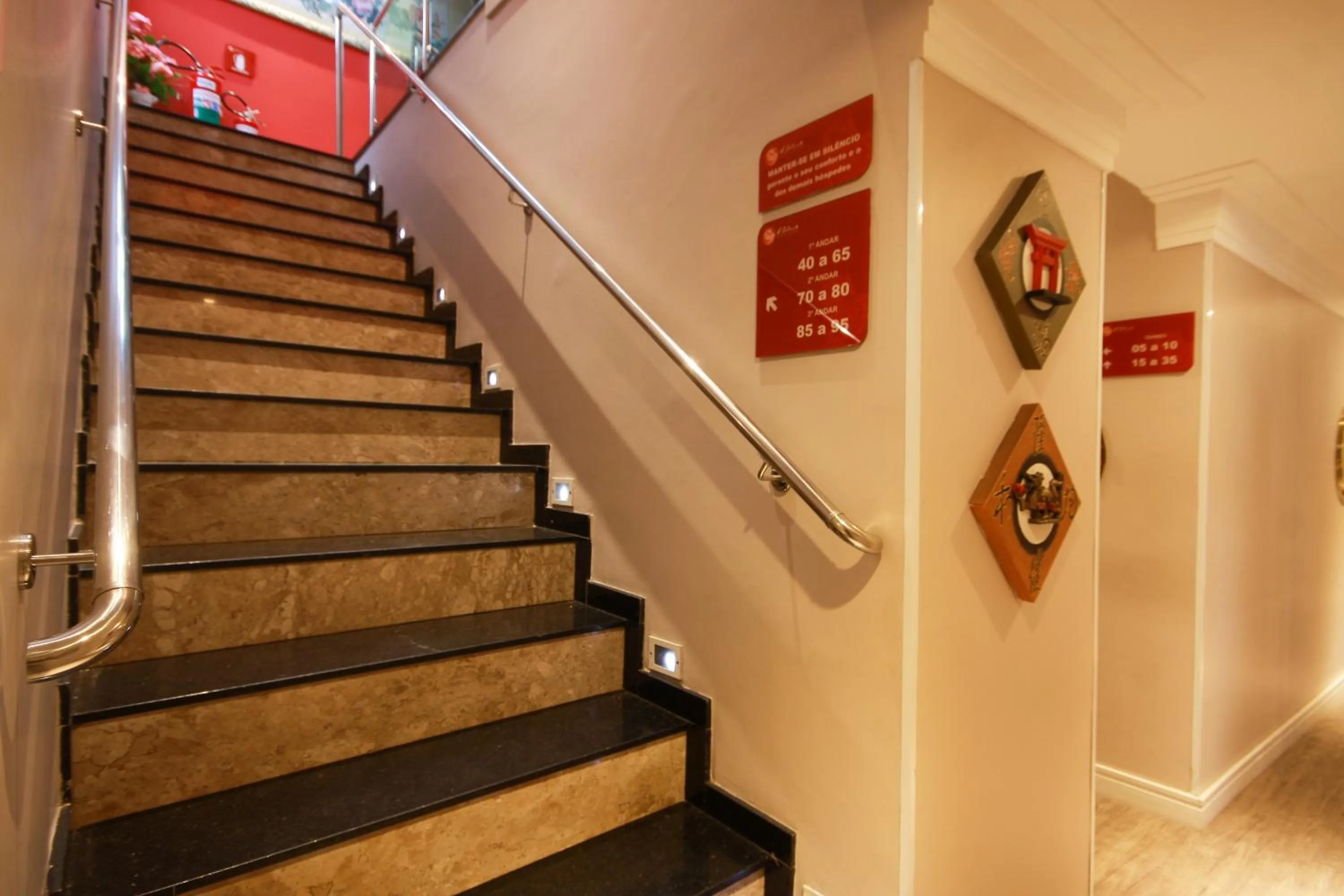 Decorative detail in Glória Plaza Hotel (Adults Only)