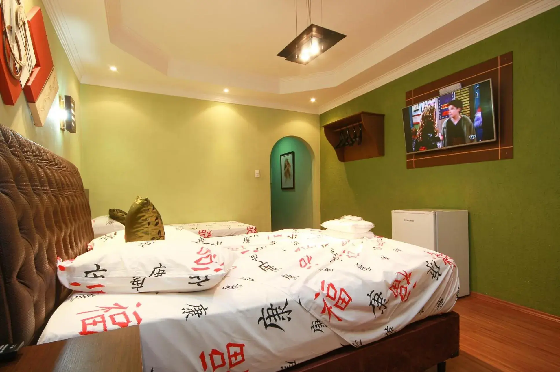 Triple Room with Bathroom in Glória Plaza Hotel (Adults Only) Triple Room with Bathroom in Glória Plaza Hotel (Adults Only)