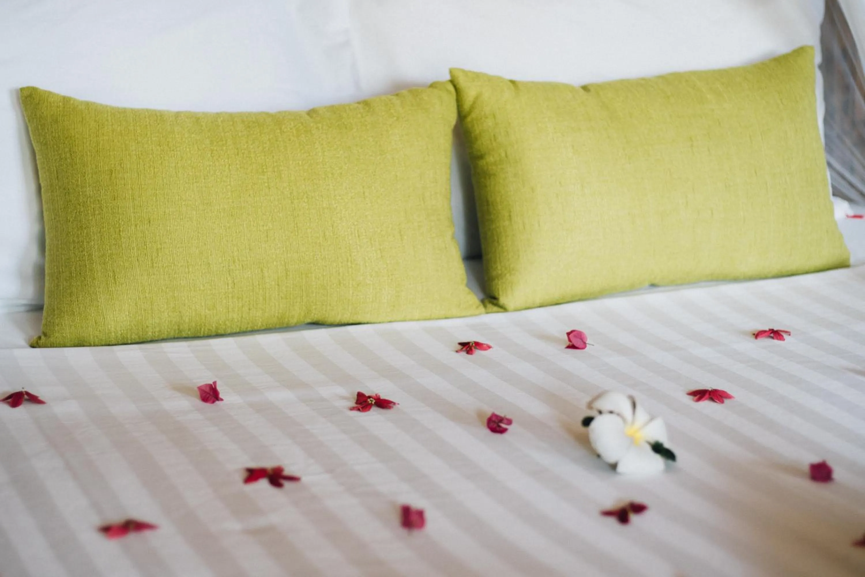 Bed in Railay Garden View Resort