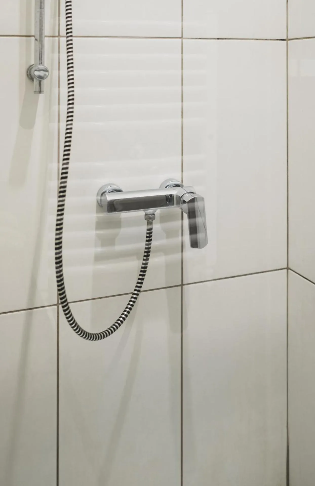 Shower in Cybulskiego Guest Rooms