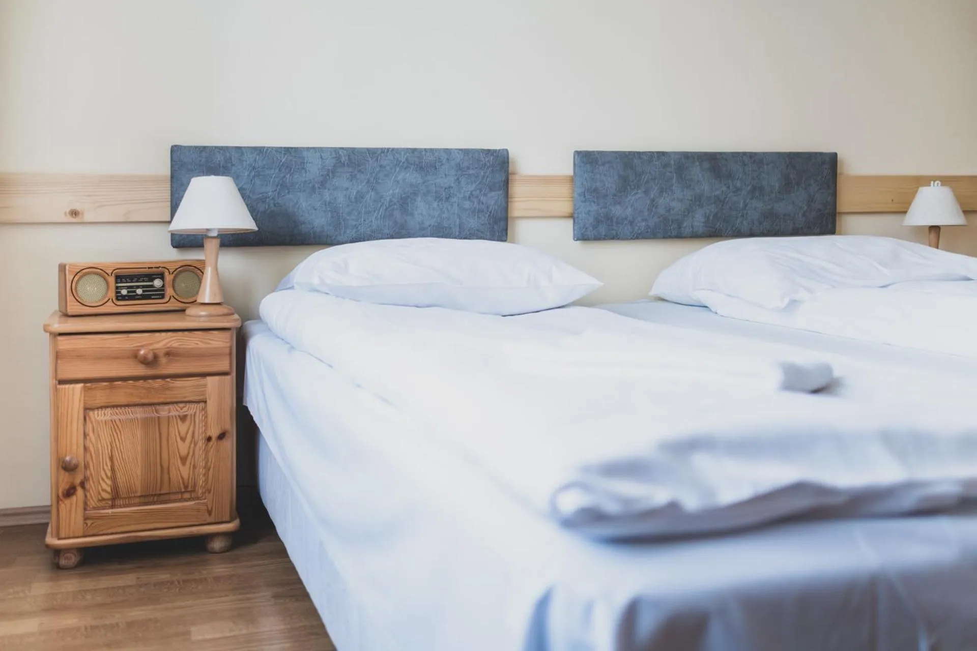 Bed in Cybulskiego Guest Rooms