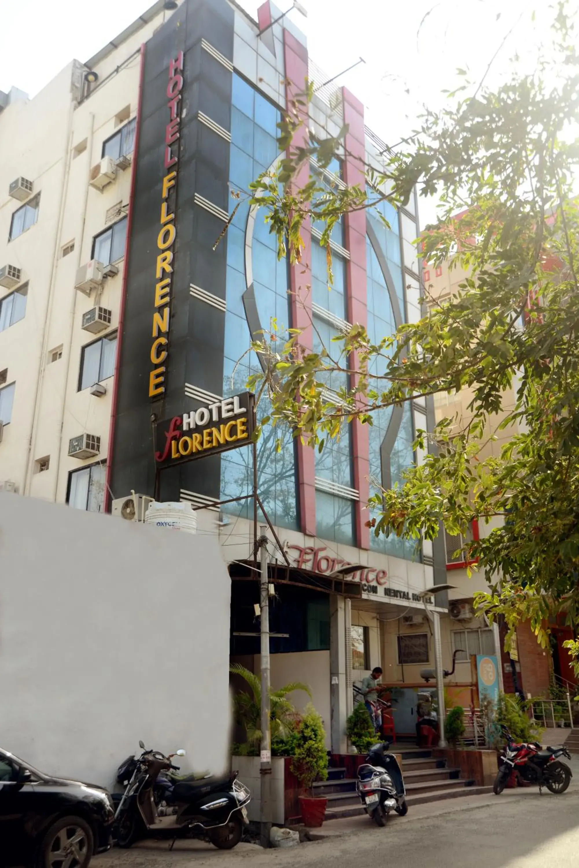 Property building in Florence Continental Udaipur Property building in Florence Continental Udaipur