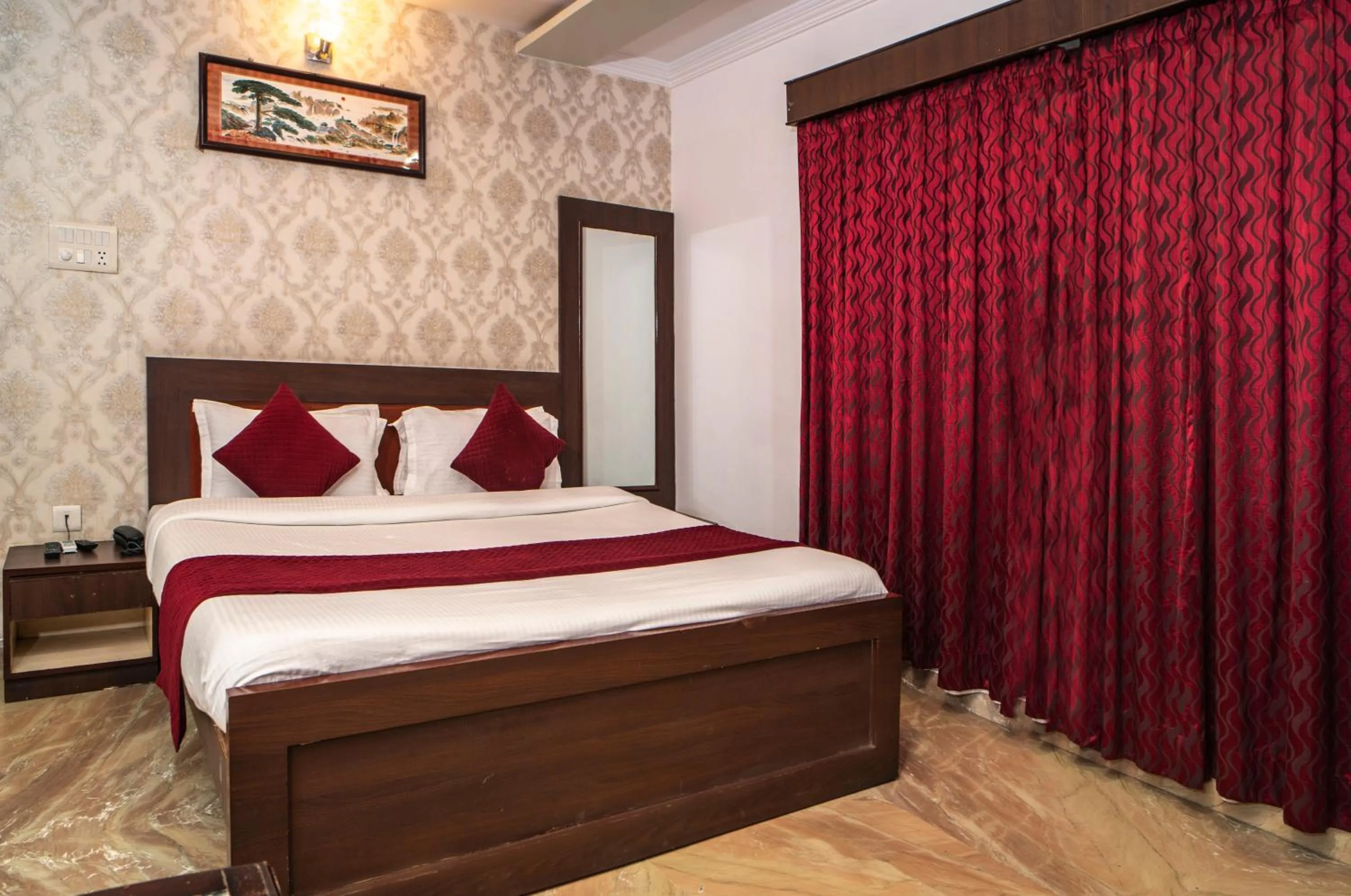 Bed in Florence Continental Udaipur