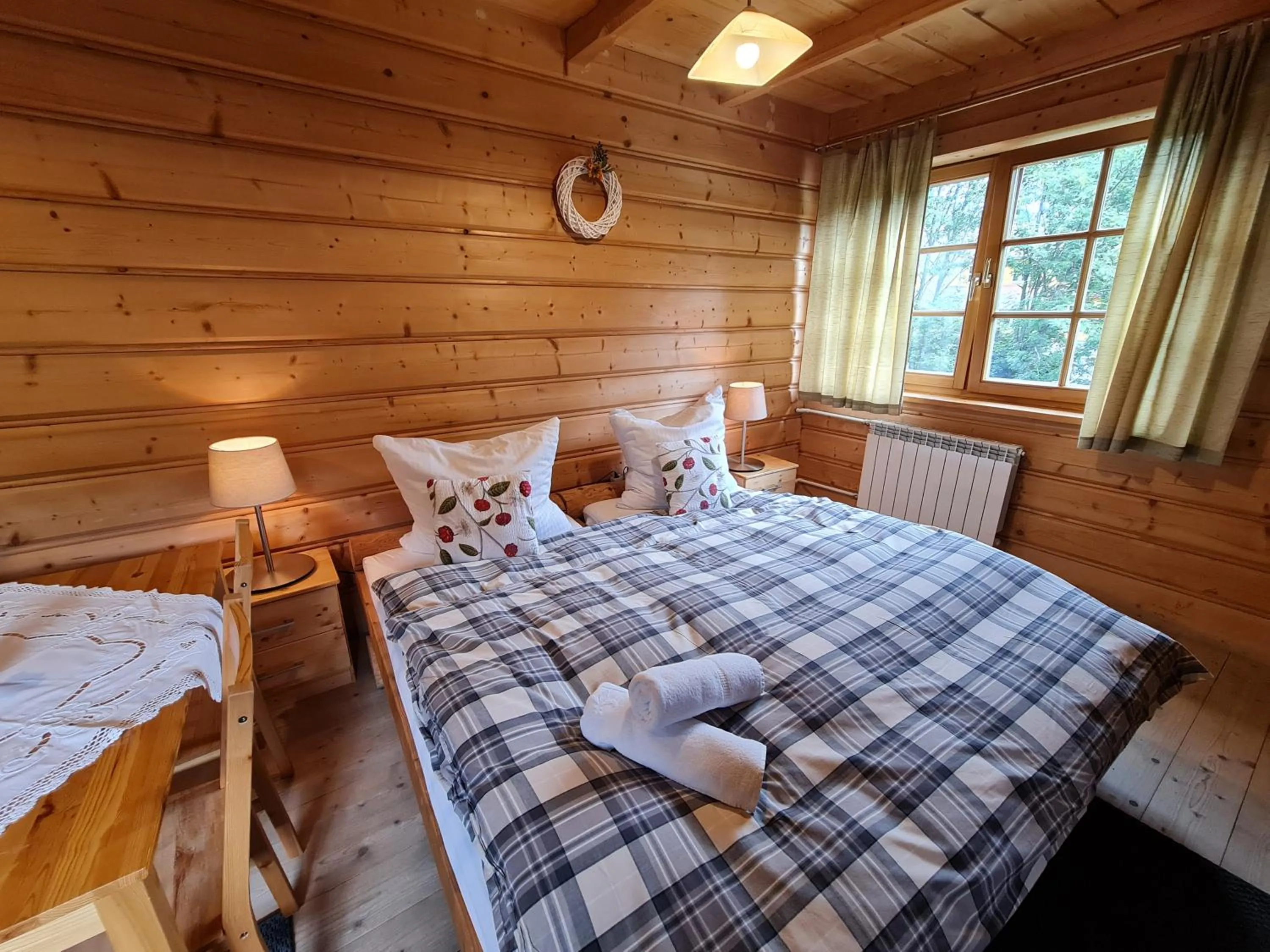 Bed in GliczarowSki u Zbója