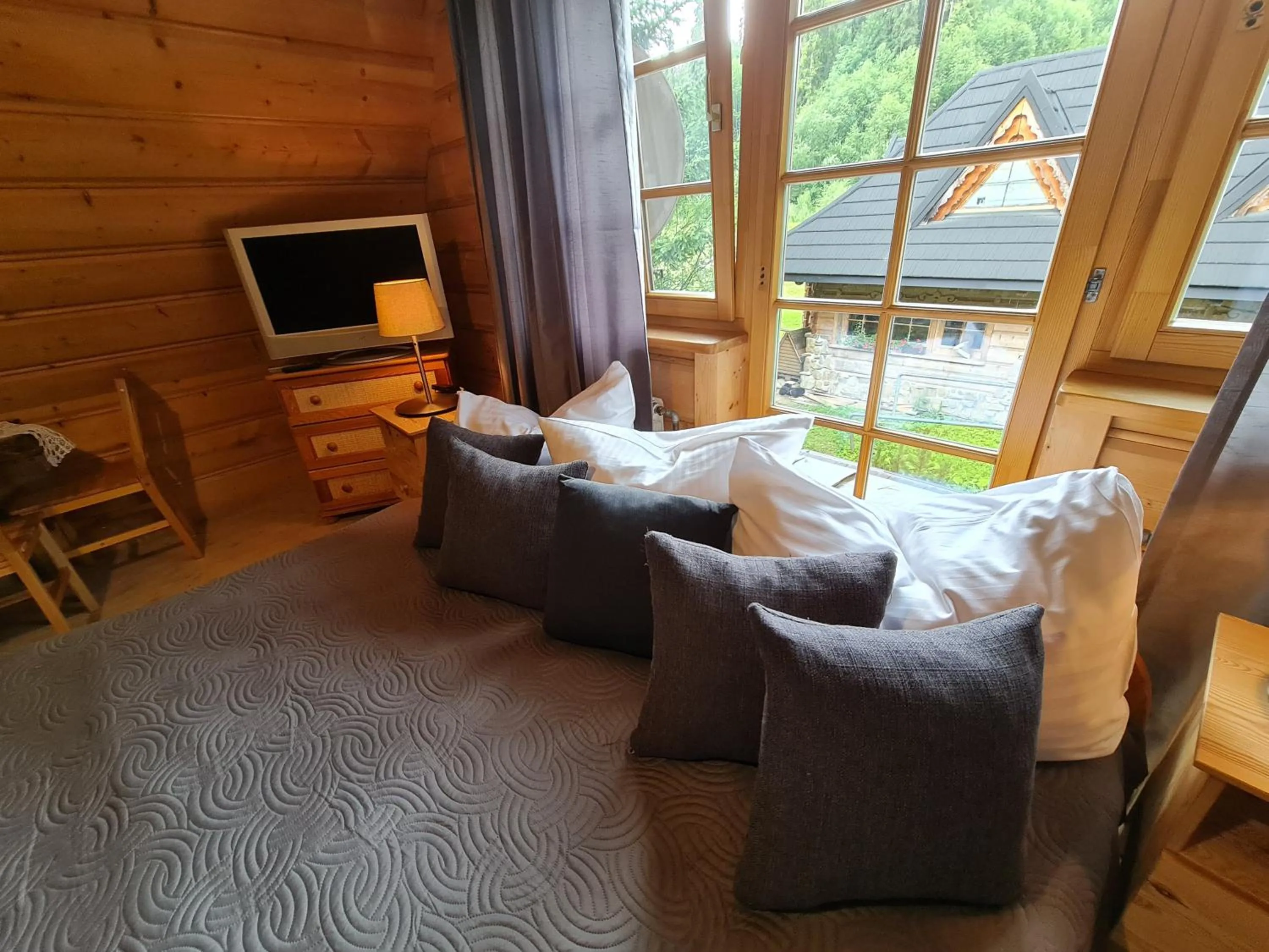 Bed in GliczarowSki u Zbója