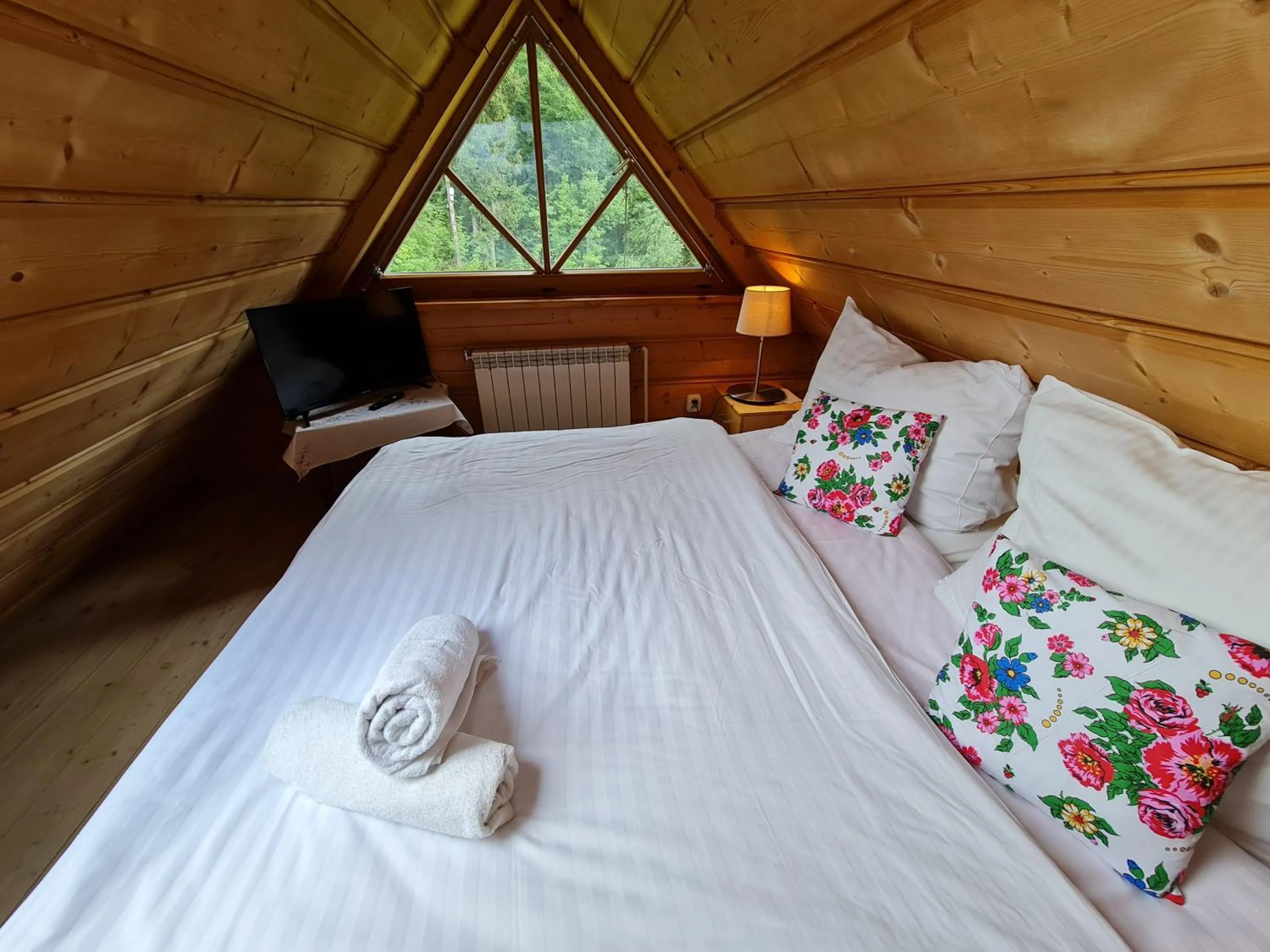 Bed in GliczarowSki u Zbója