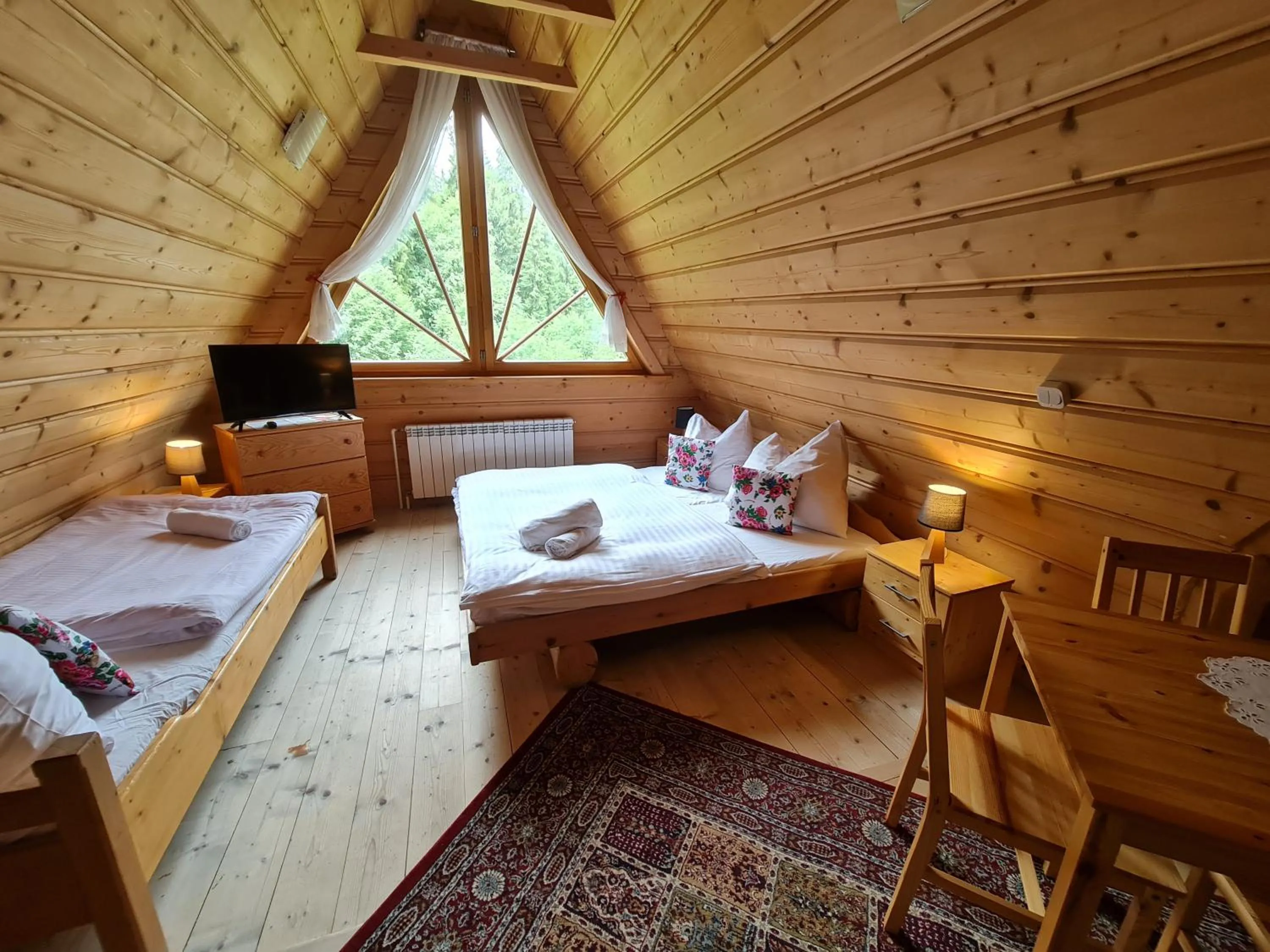 Bed in GliczarowSki u Zbója