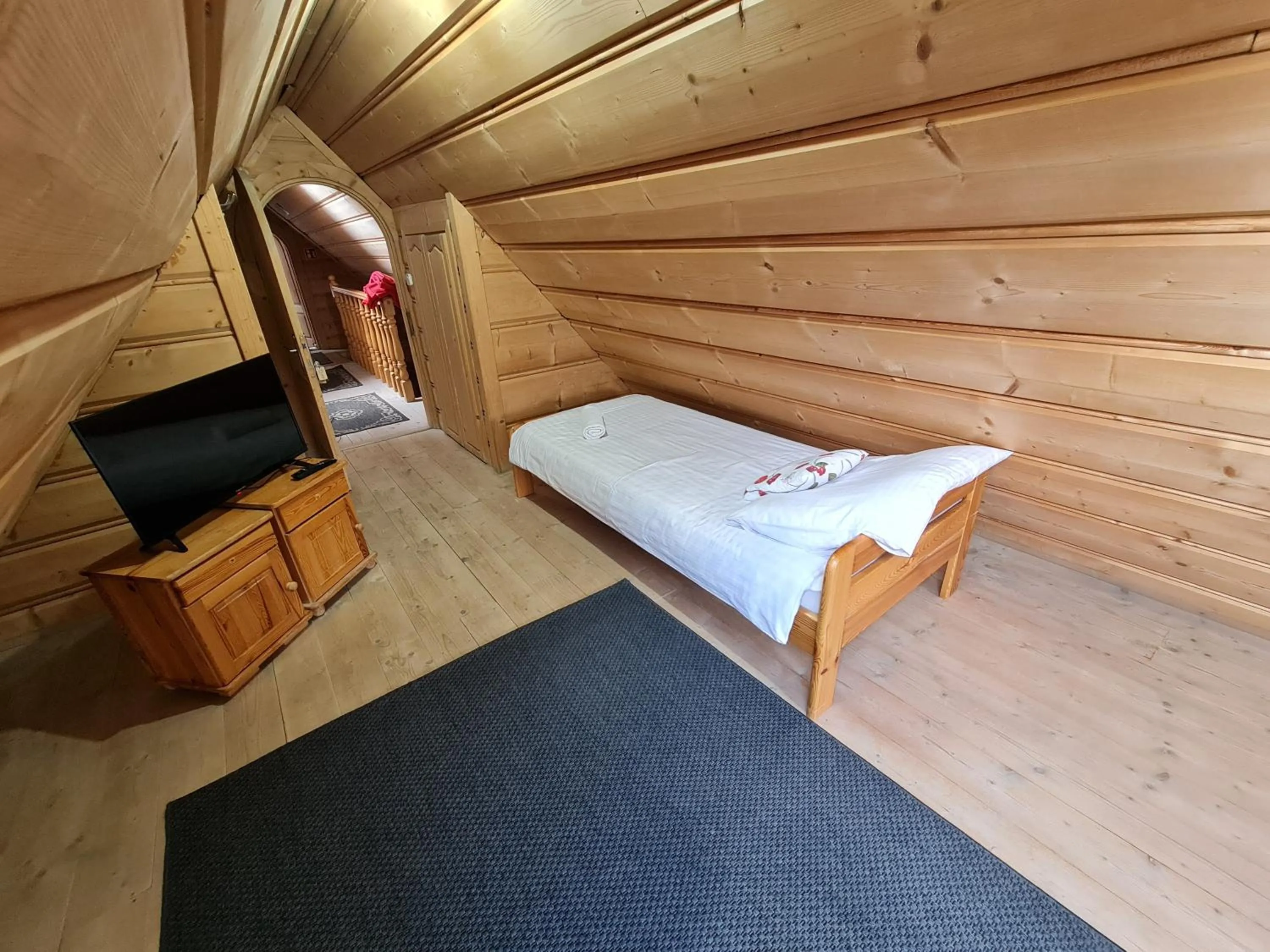 Bed in GliczarowSki u Zbója
