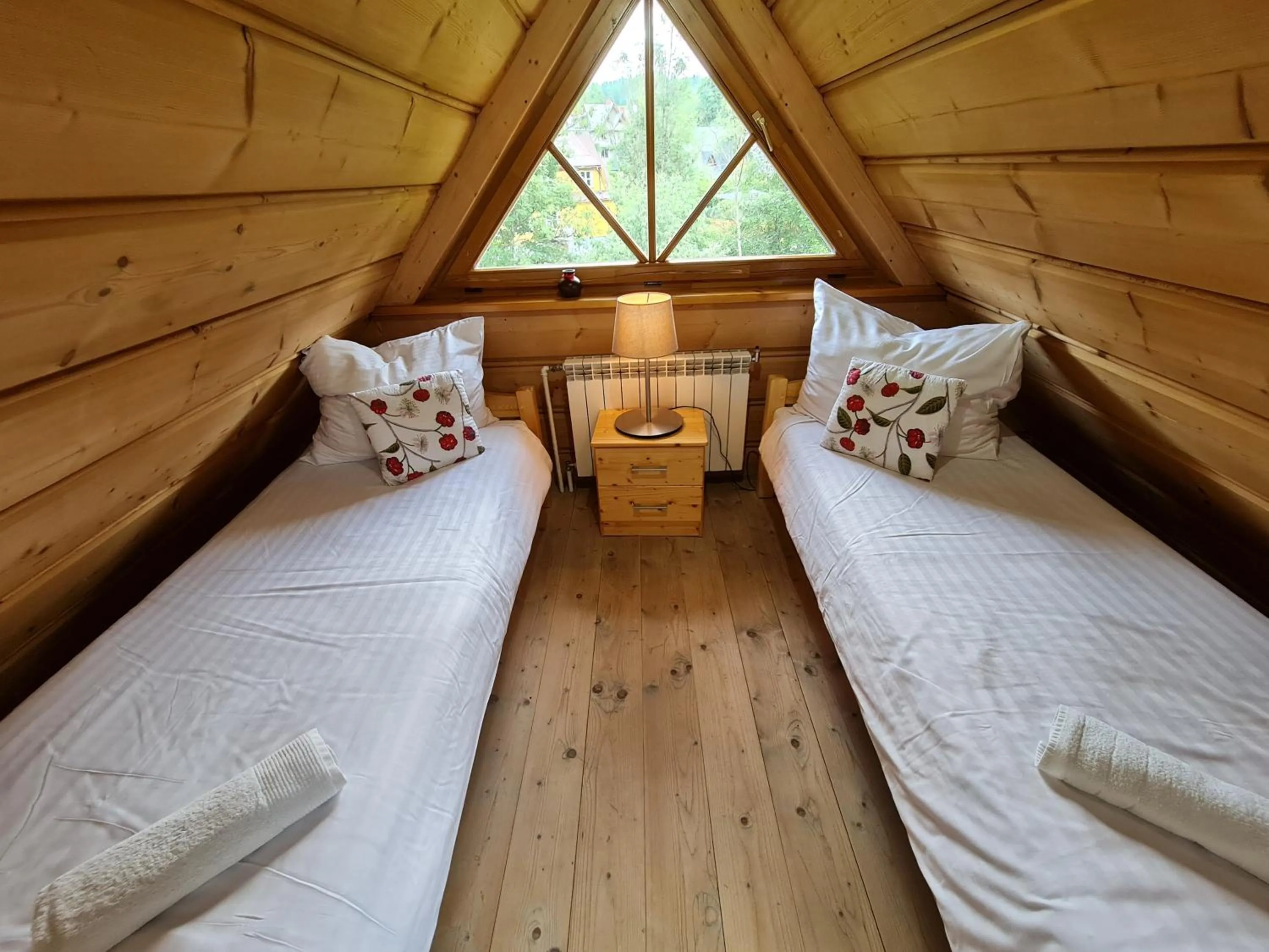 Bed in GliczarowSki u Zbója