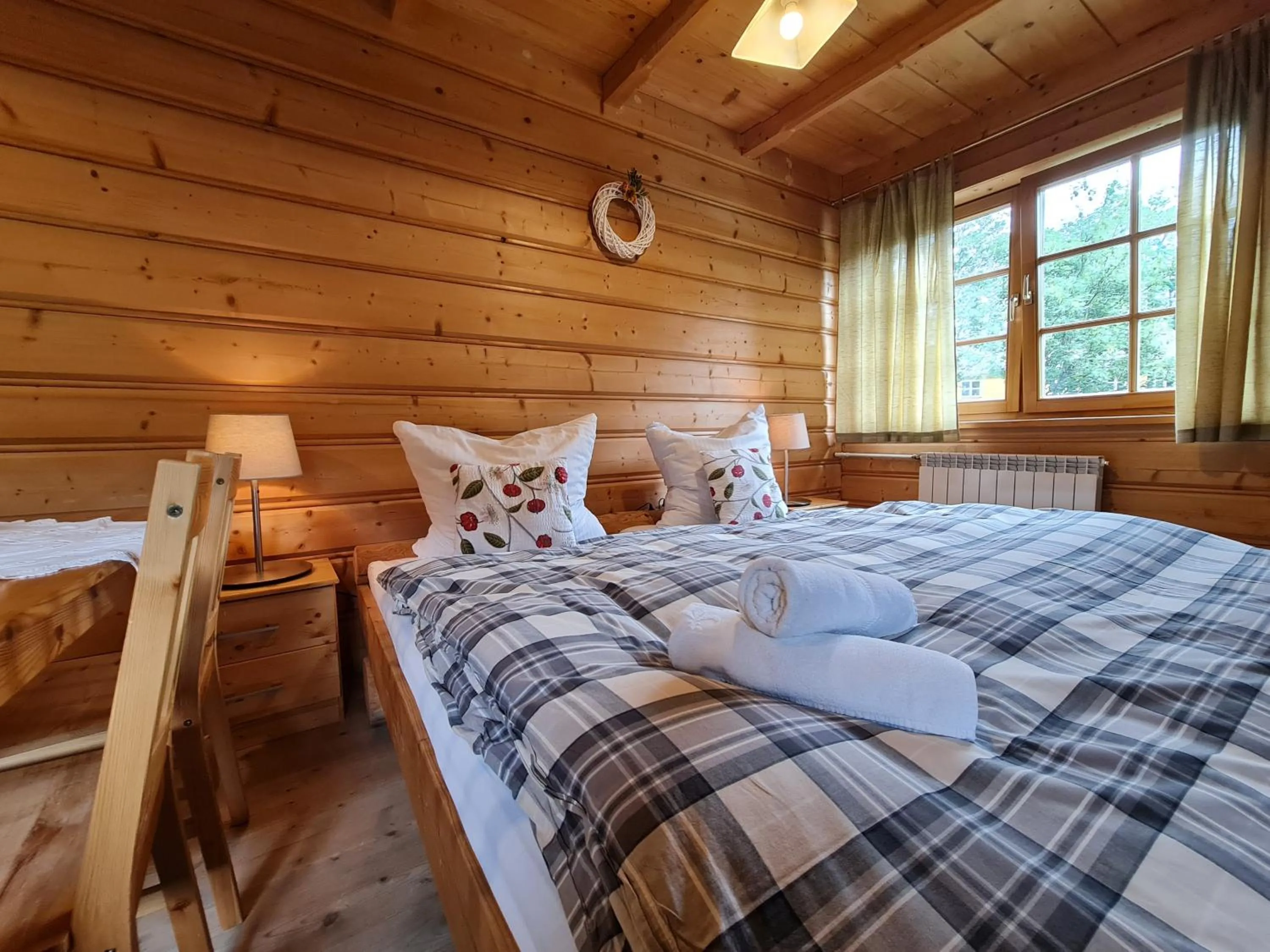 Bed in GliczarowSki u Zbója