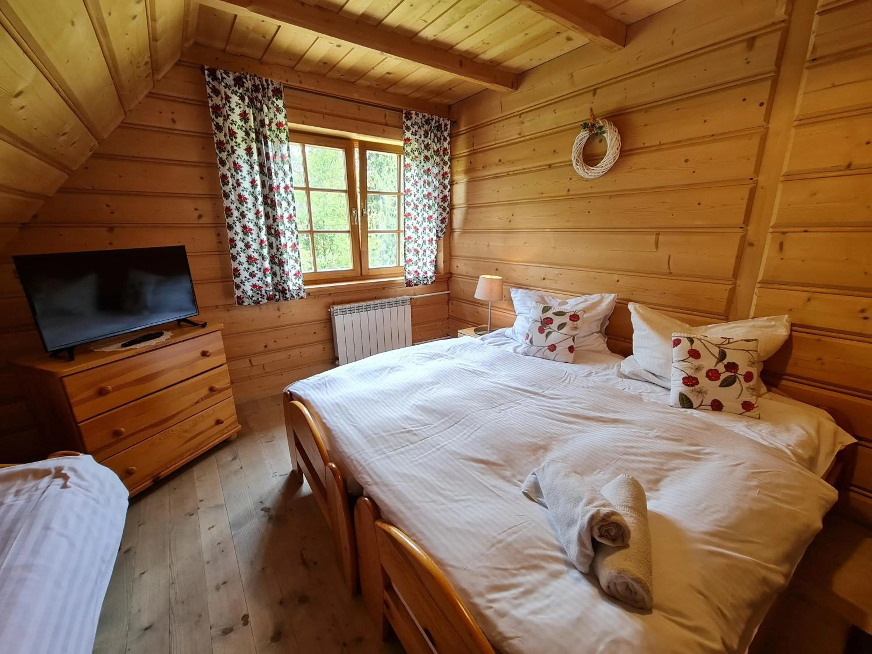 Bed in GliczarowSki u Zbója