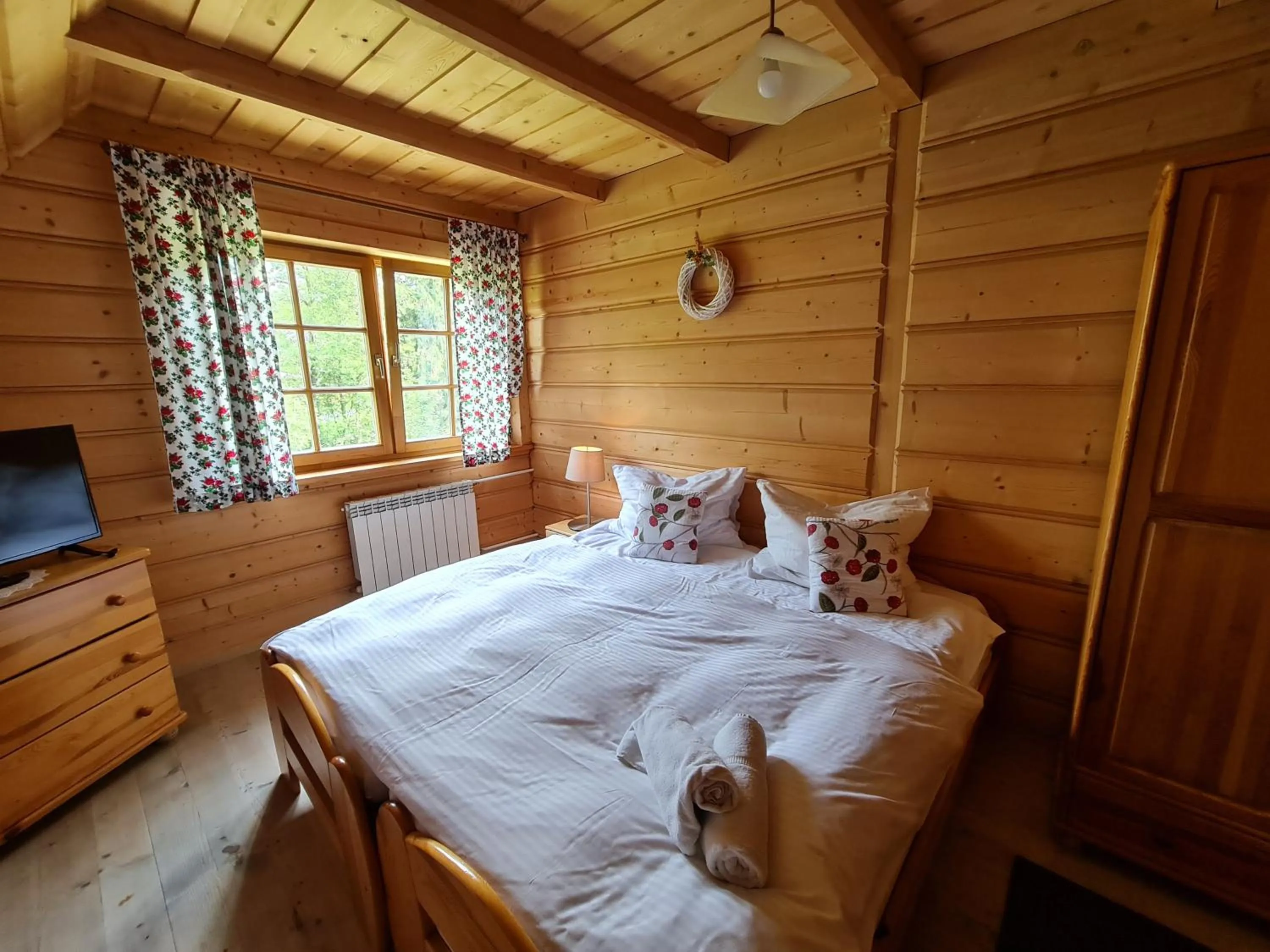 Bed in GliczarowSki u Zbója
