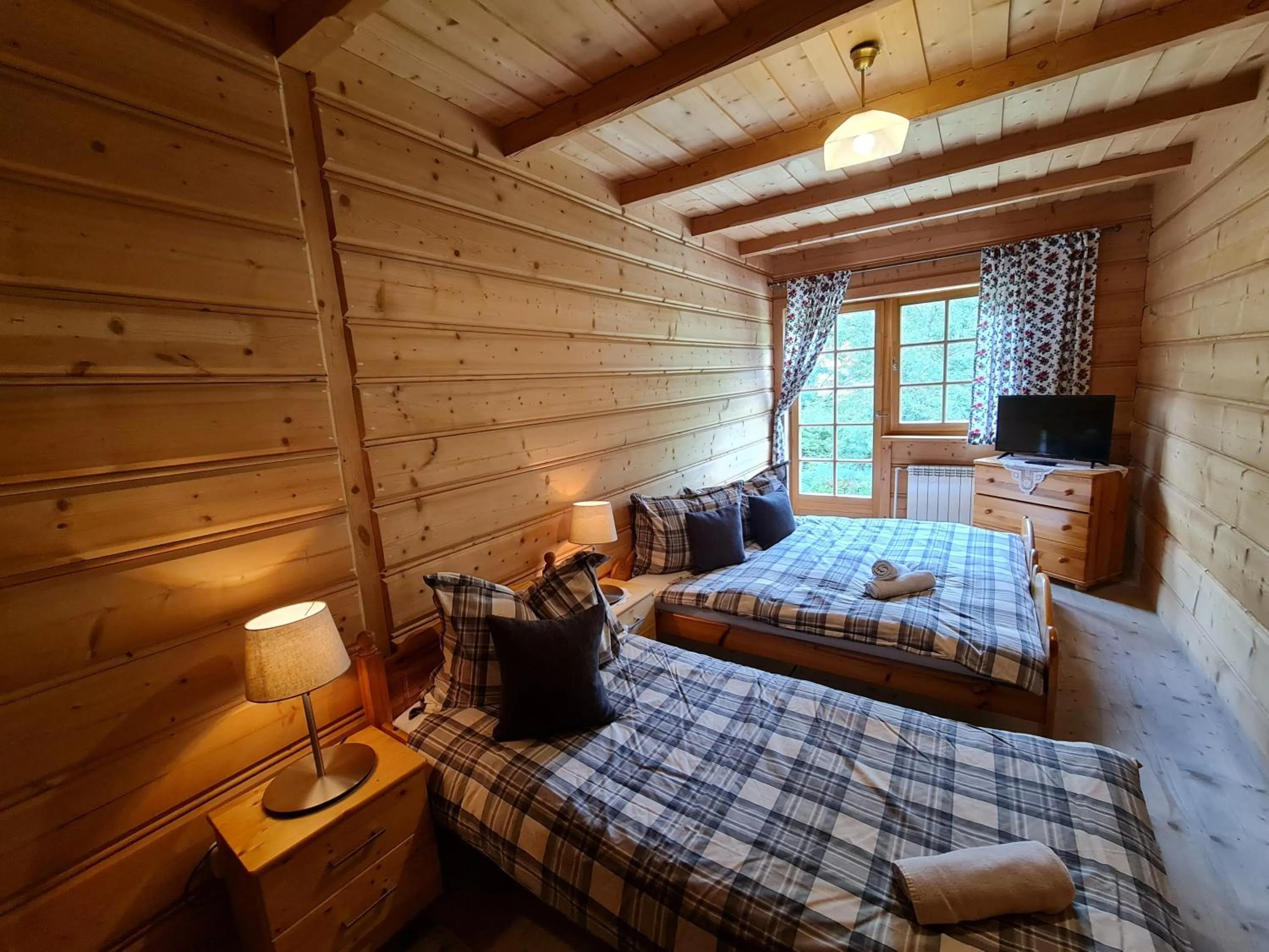 Bed in GliczarowSki u Zbója