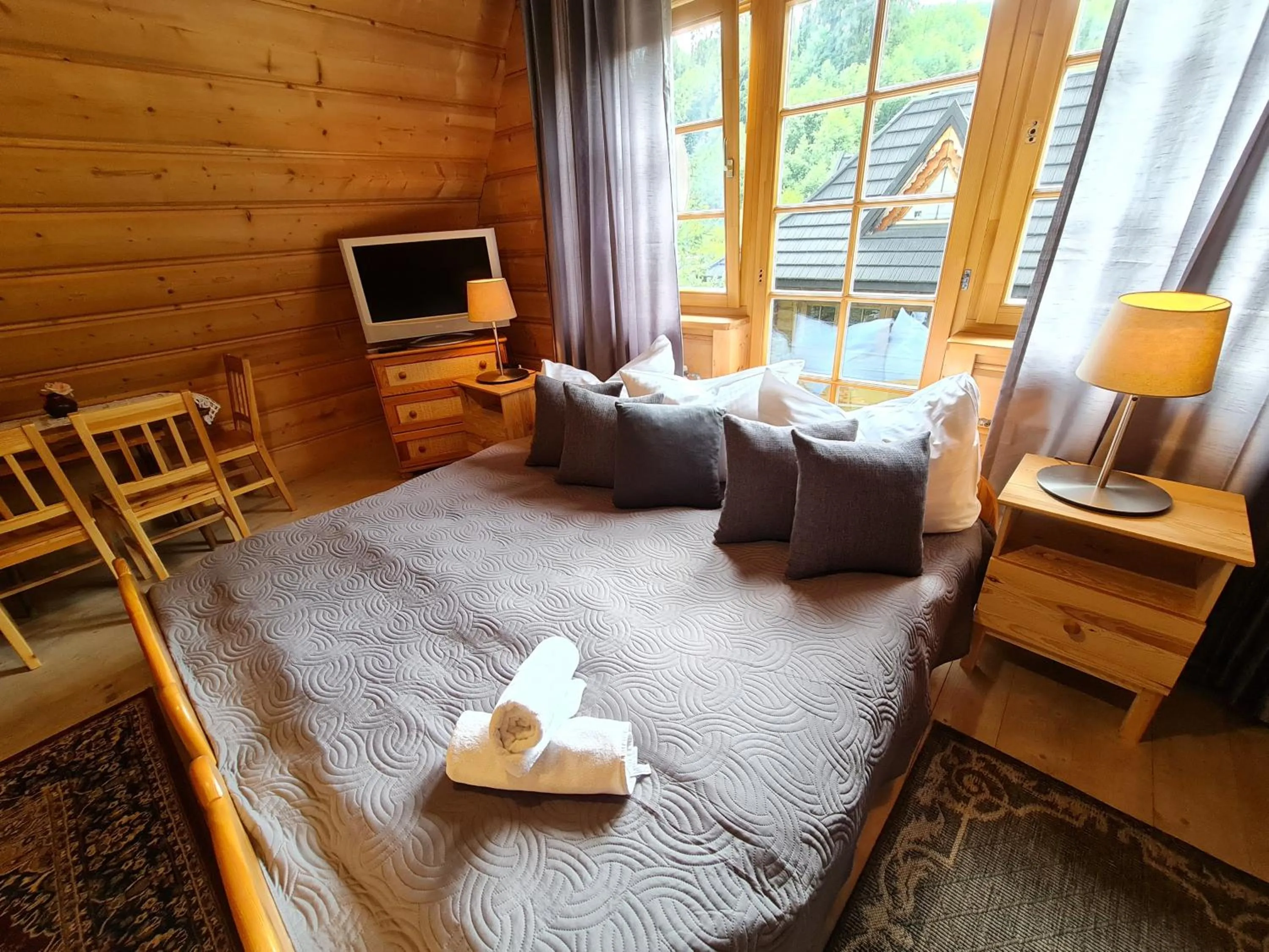 Photo of the whole room, Bed in GliczarowSki u Zbója
