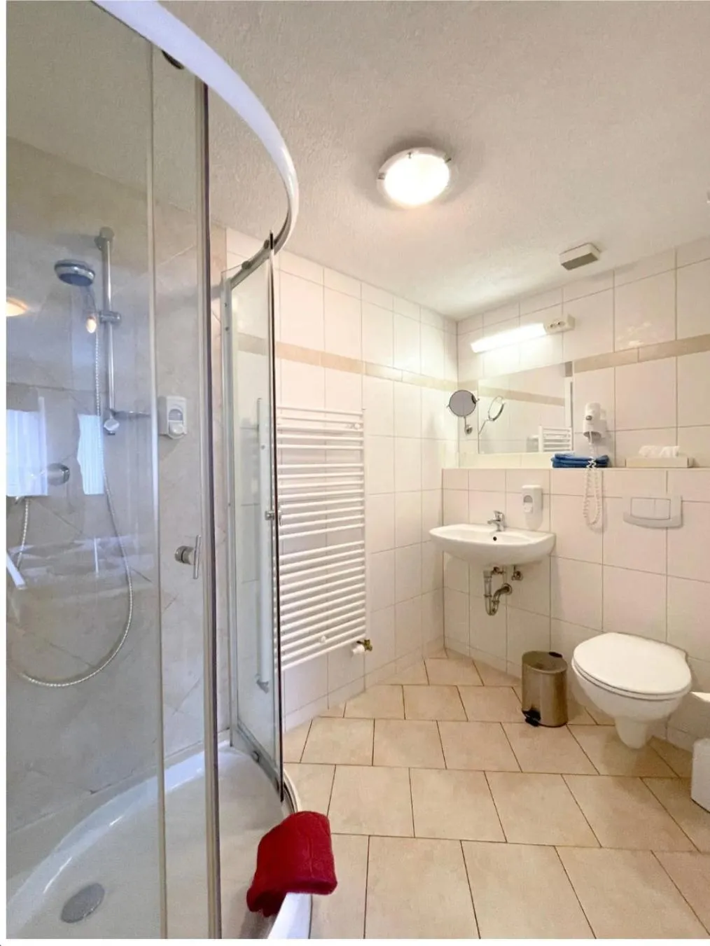 Shower in Gasthaus Stiller Fritz