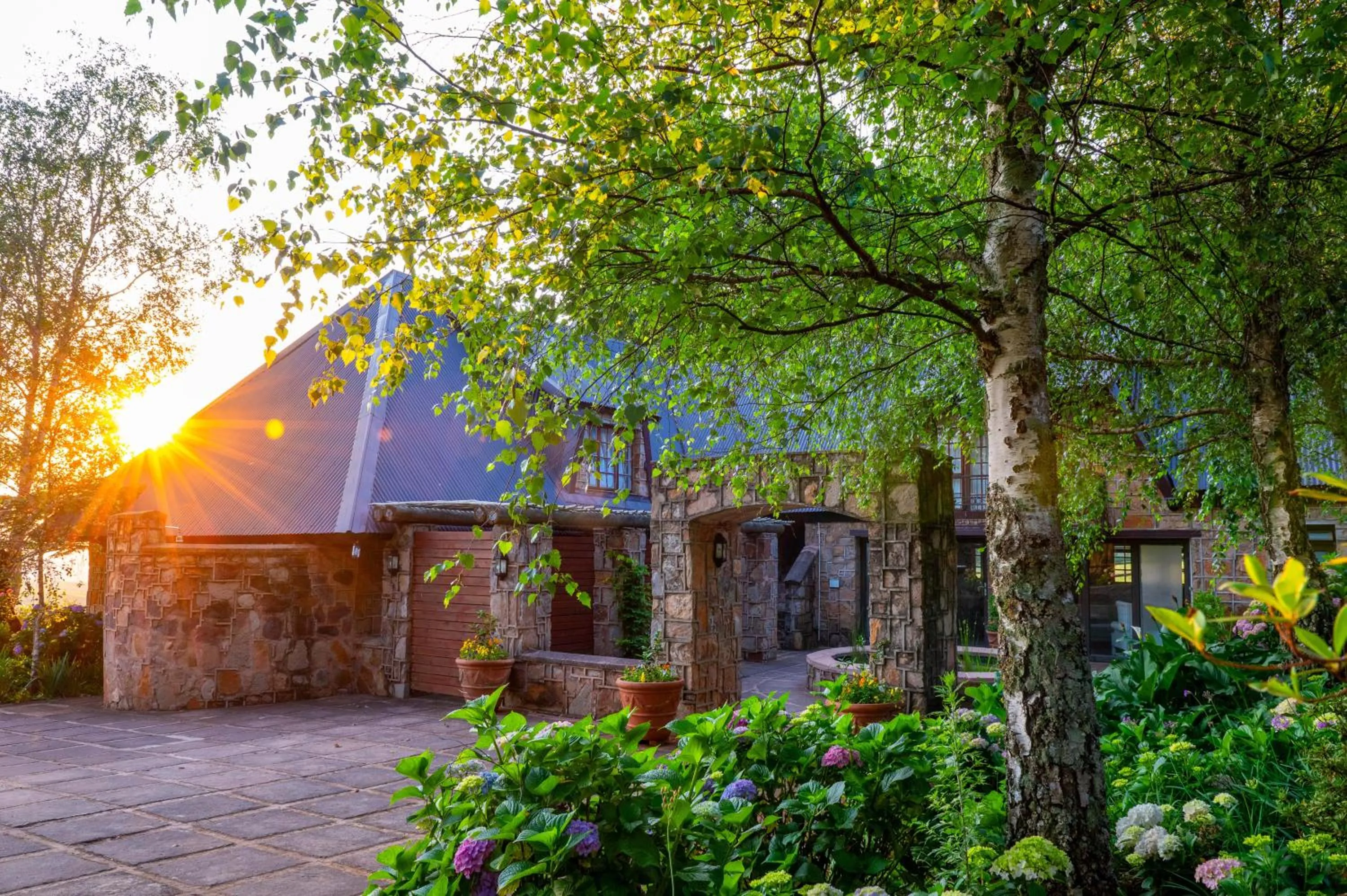 Garden in Walkersons Hotel & Spa