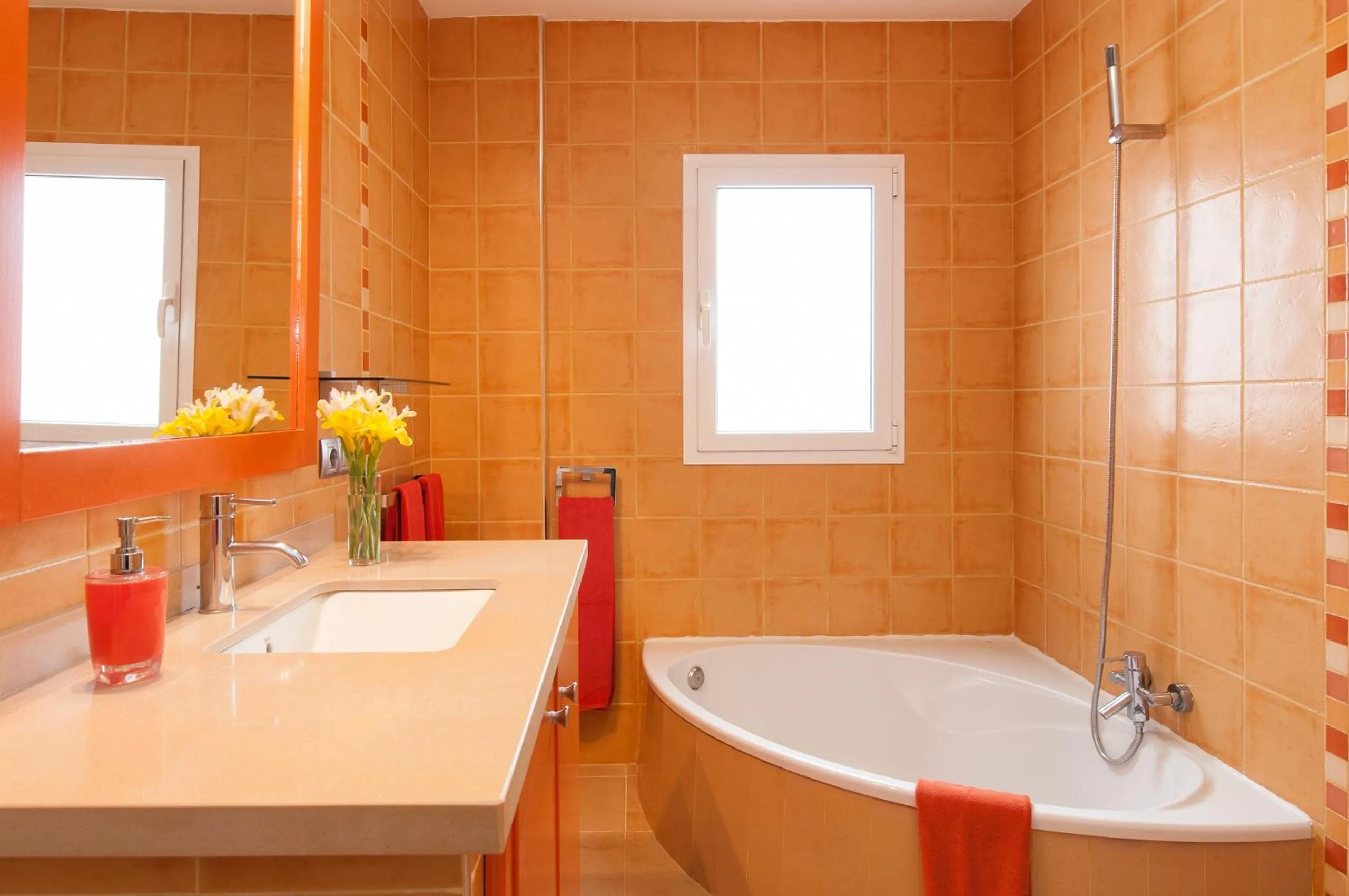 Bathroom in Villa Los Azules with pool and jacuzzi