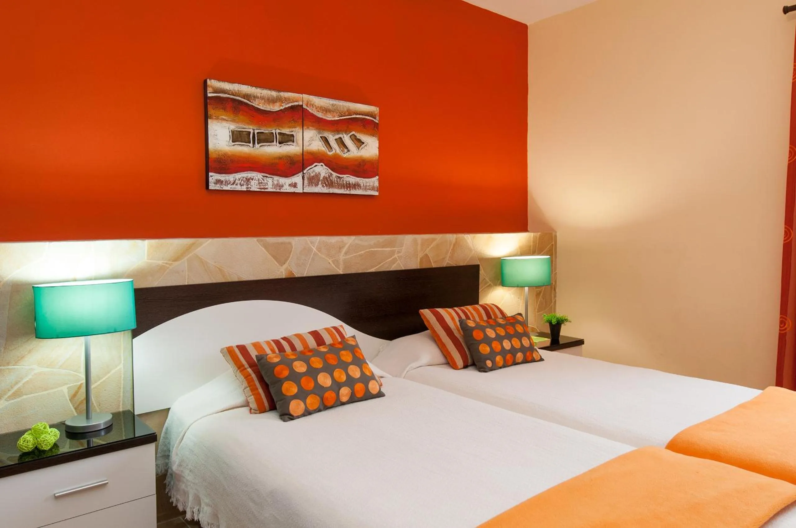 Bed in Villa Los Azules with pool and jacuzzi
