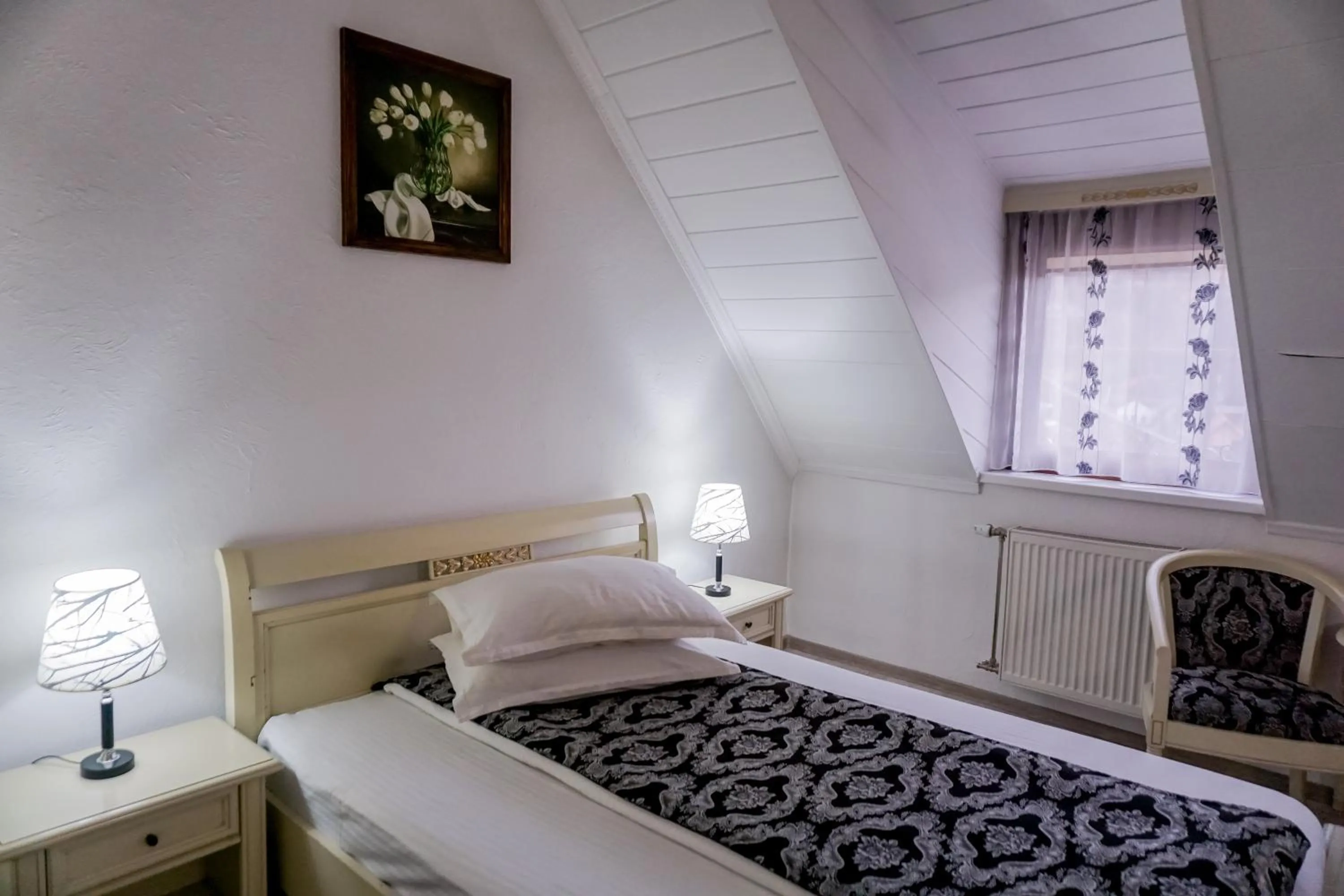 Photo of the whole room, Bed in Hotel Claudiu