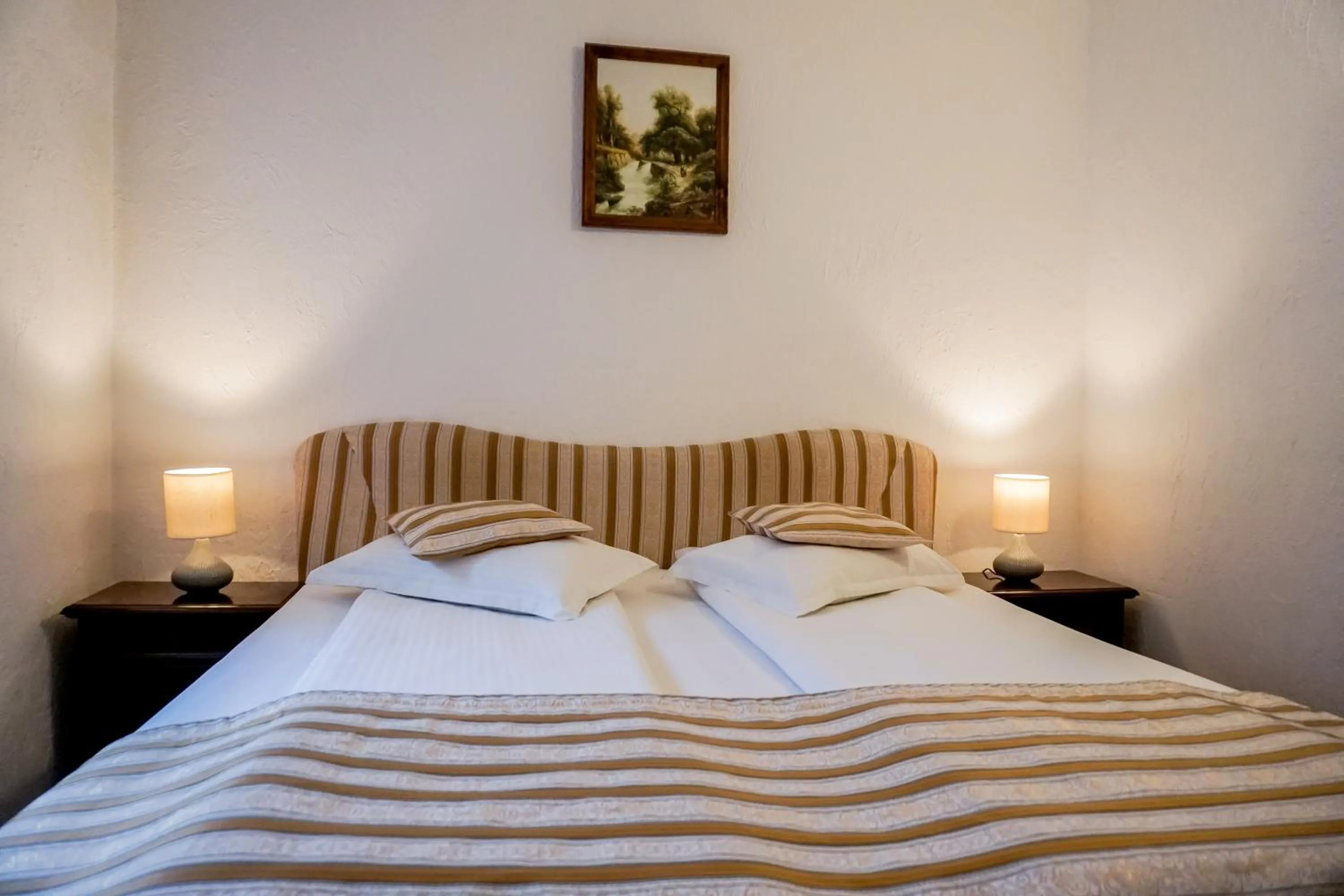 Photo of the whole room, Bed in Hotel Claudiu