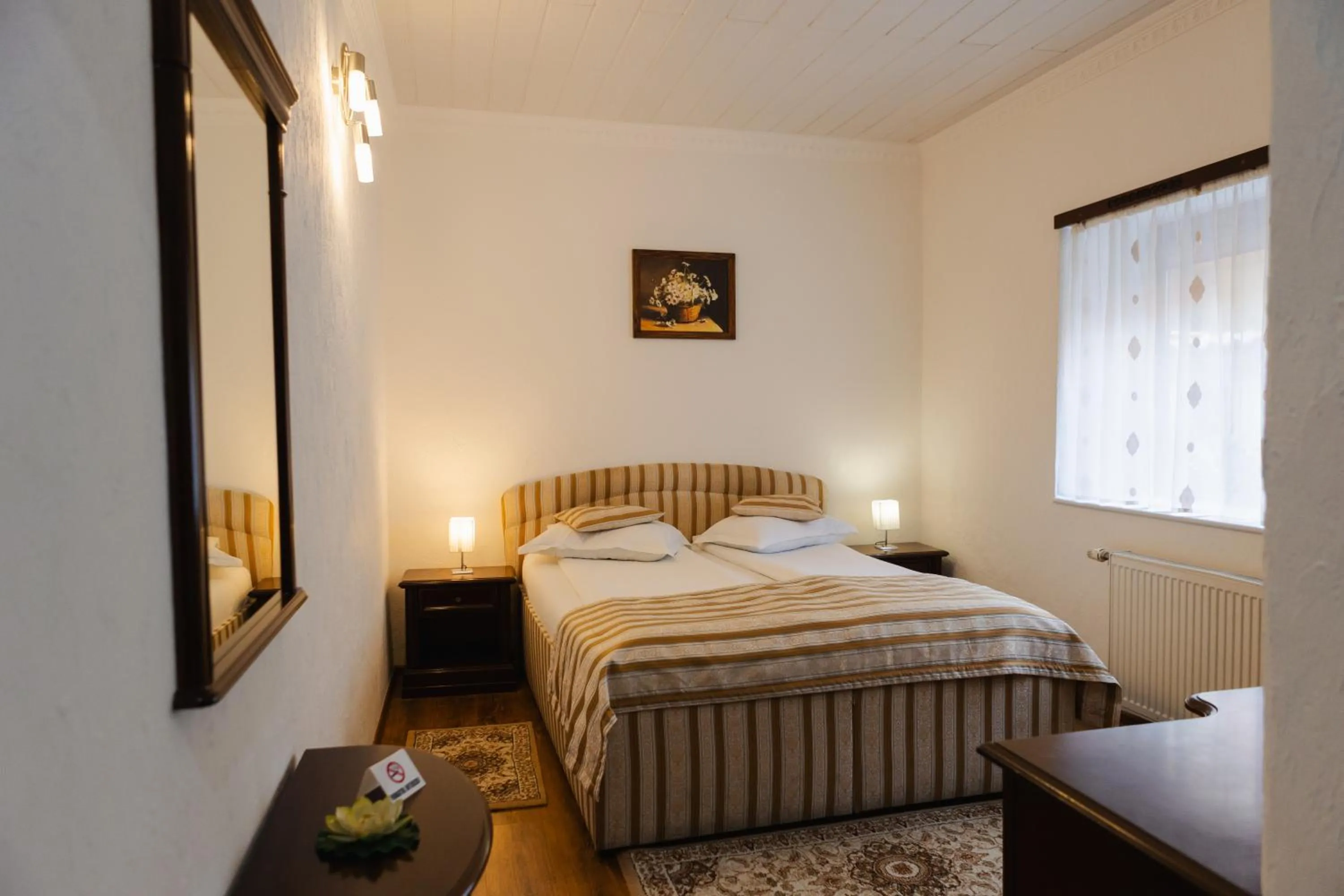 Photo of the whole room, Bed in Hotel Claudiu