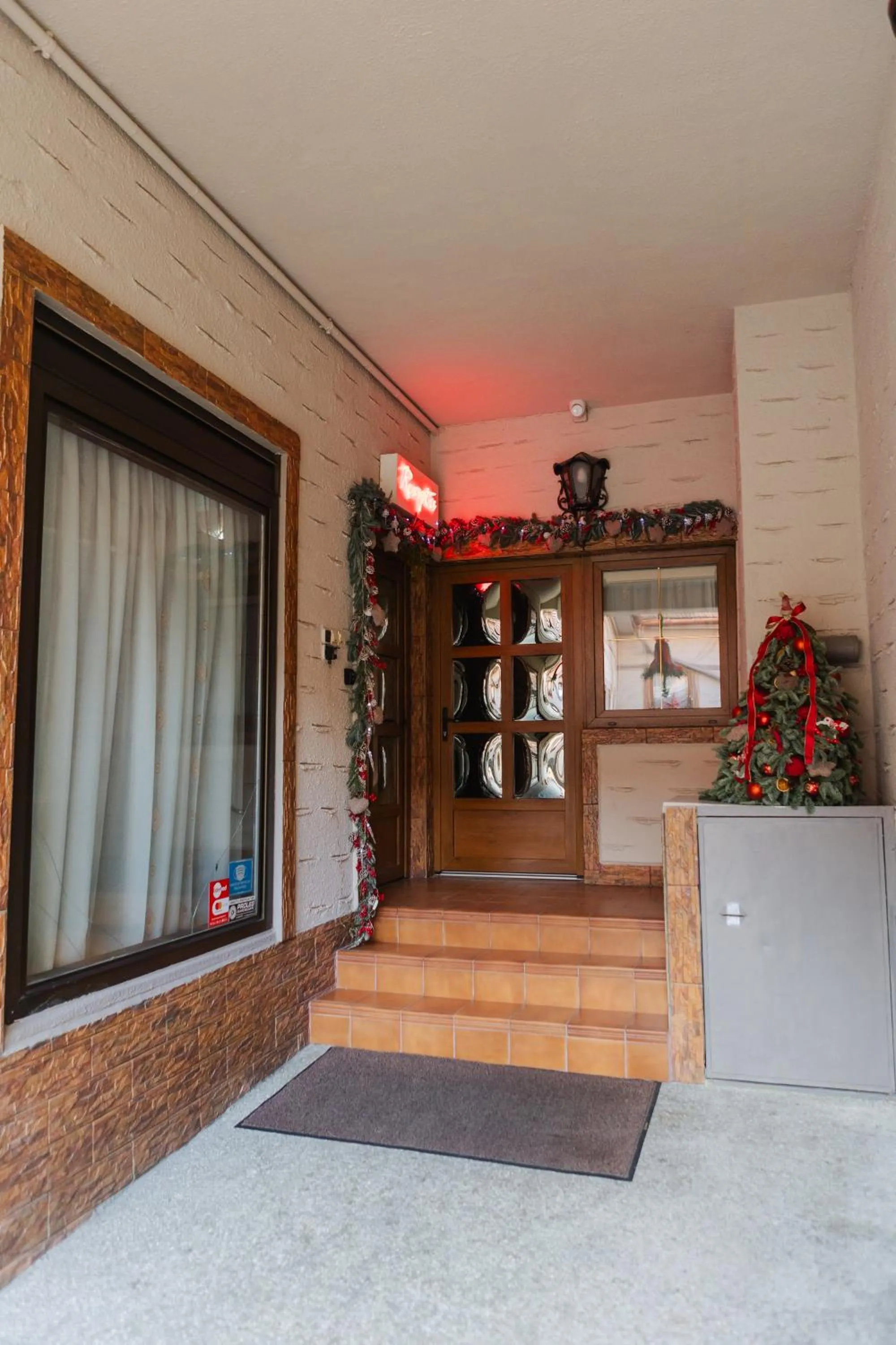 Facade/entrance in Hotel Claudiu