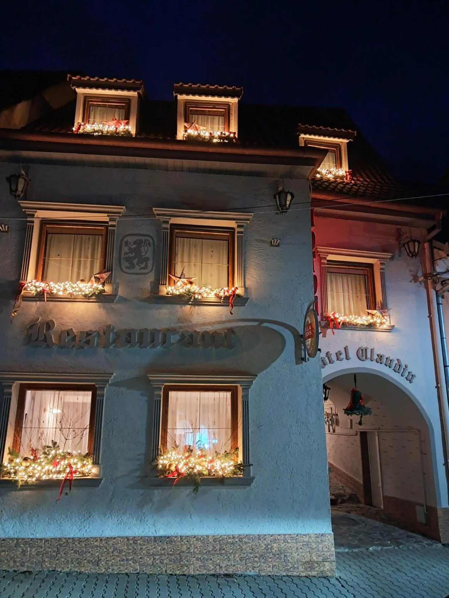 Property building in Hotel Claudiu