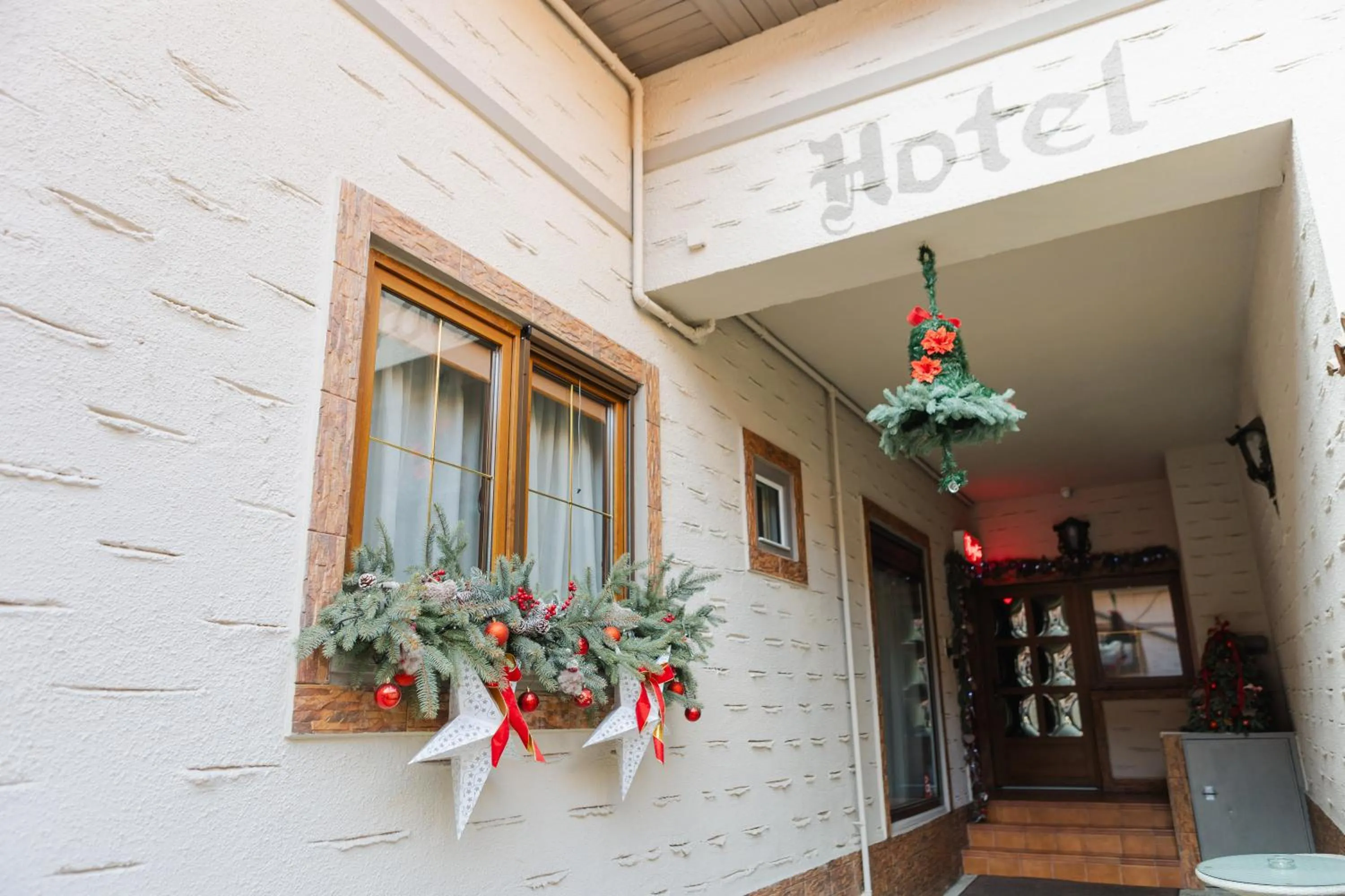 Property building in Hotel Claudiu