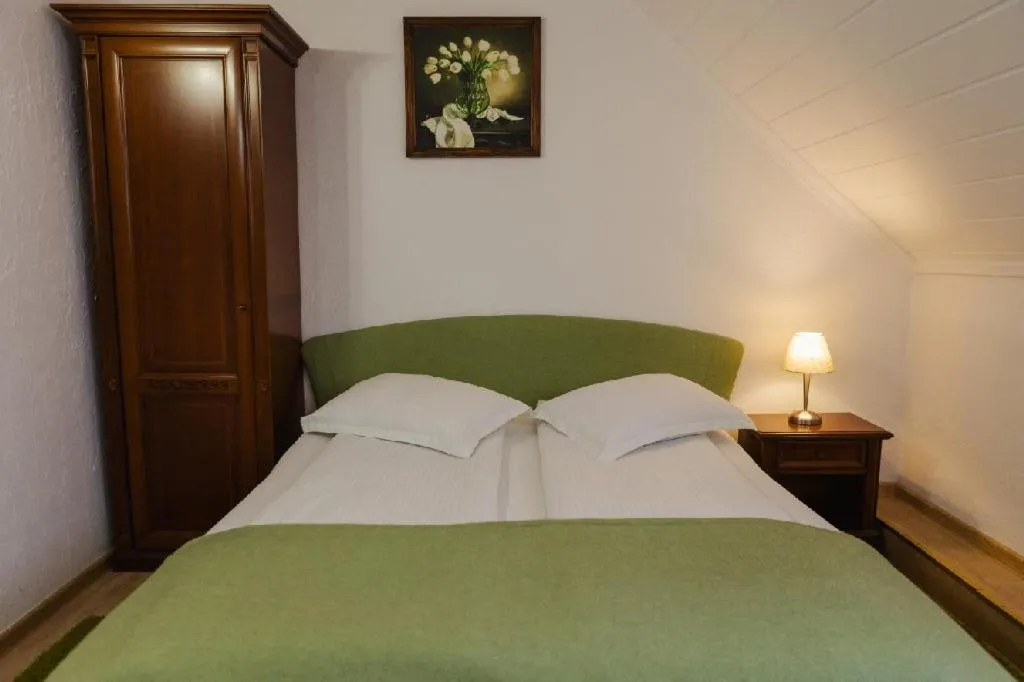 Photo of the whole room, Bed in Hotel Claudiu