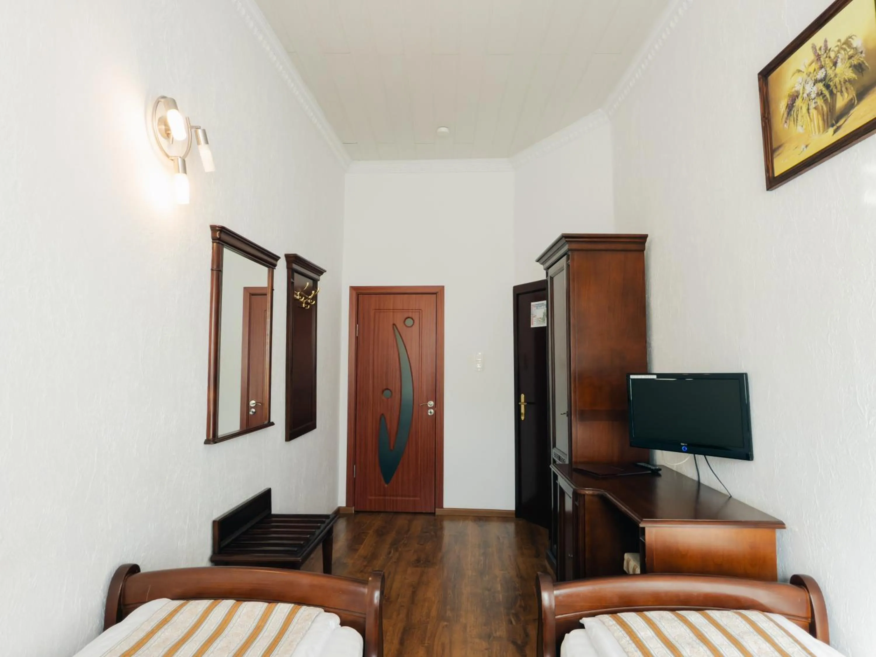 Photo of the whole room, Bed in Hotel Claudiu