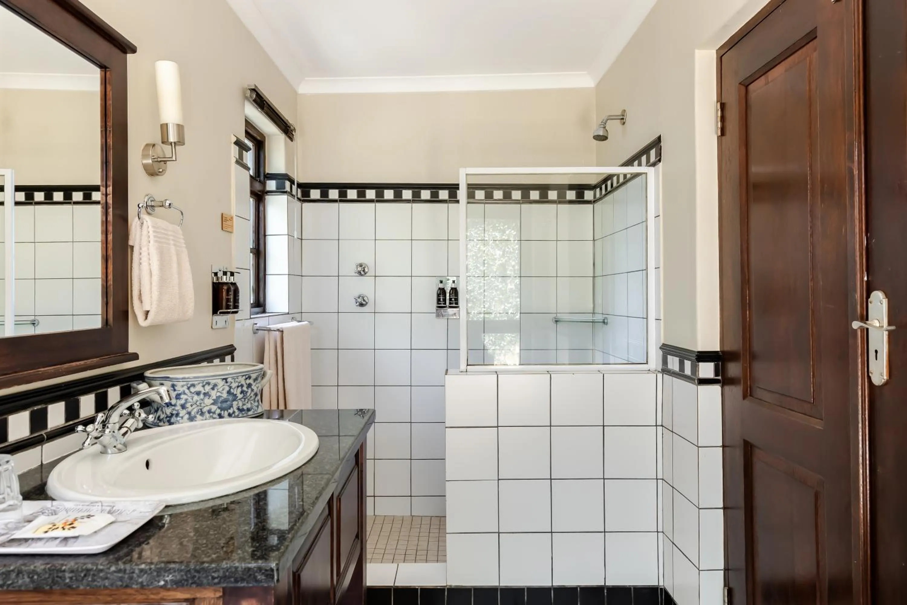 Shower in Perry's Bridge Hollow Boutique Hotel