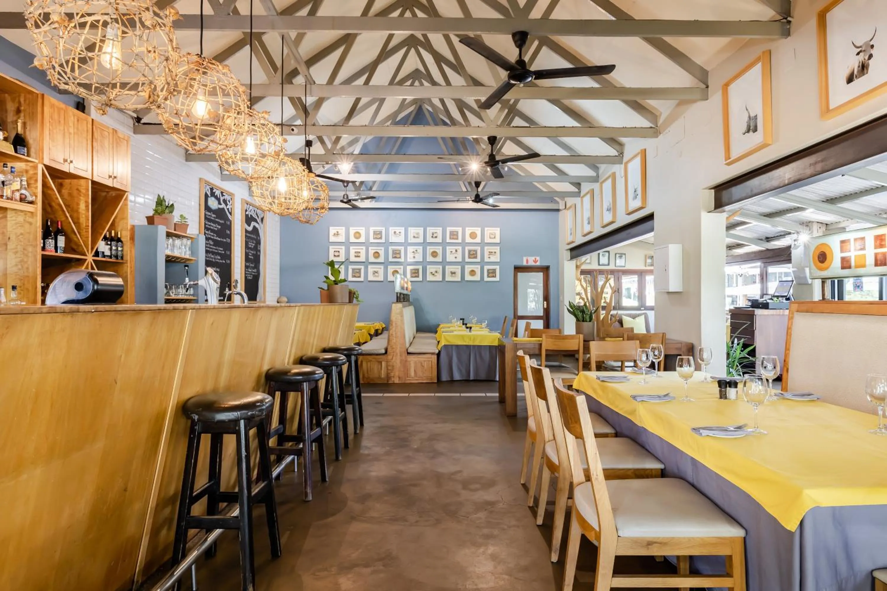 Restaurant/places to eat in Perry's Bridge Hollow Boutique Hotel