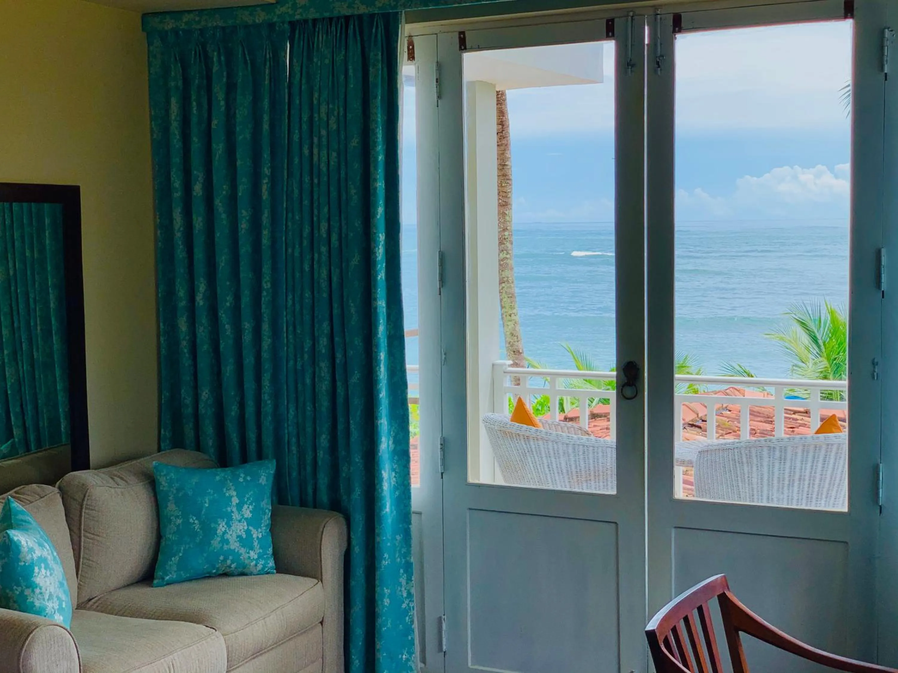 Balcony/Terrace in Thaproban Beach House